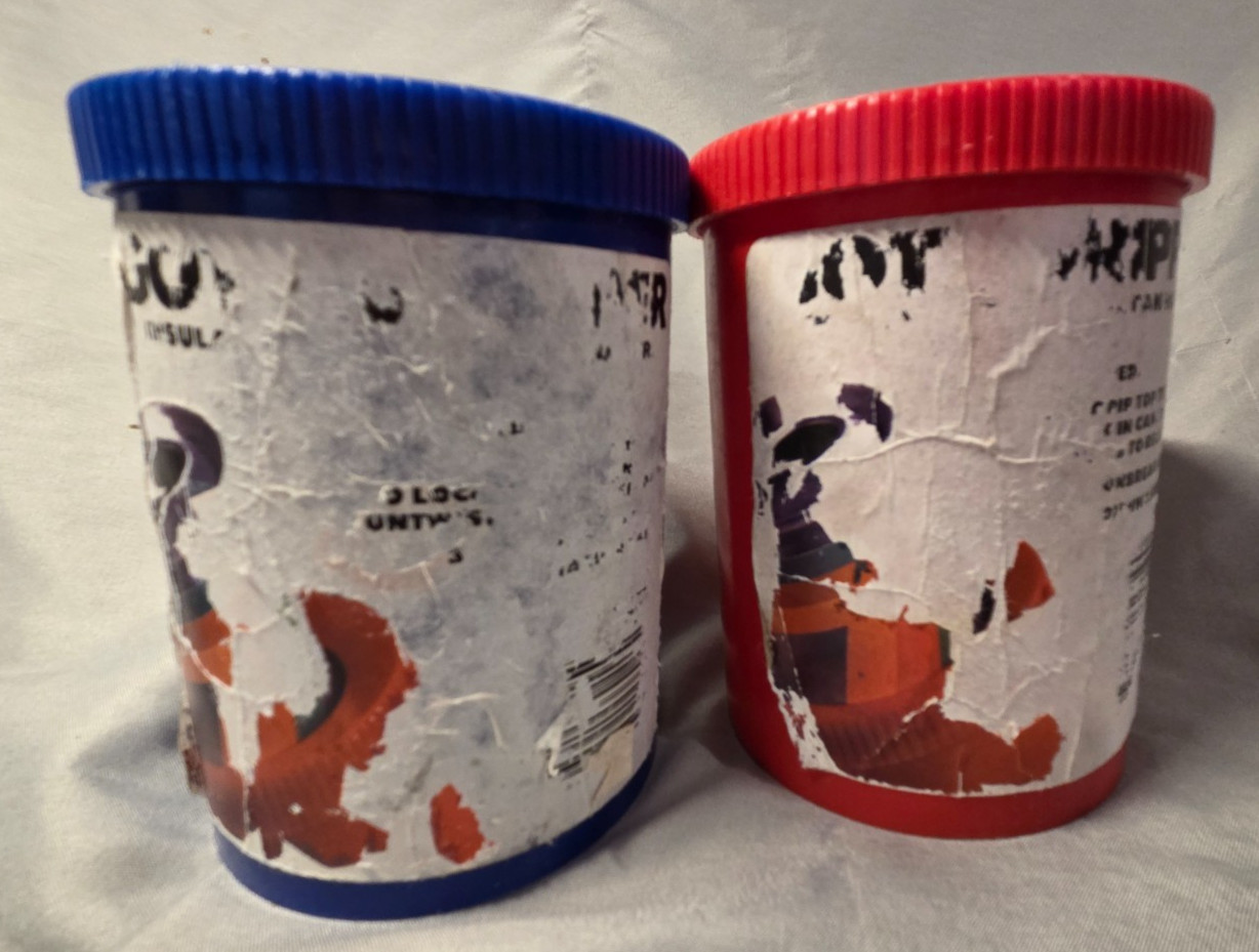 Vintage Gott Gripper Insulated Beverage Can Holder 1983 Lot Of Two Red Blue Vintage Gott Gripper Insulated Beverage Can Holder 1983 Lot Of Two Red Blue