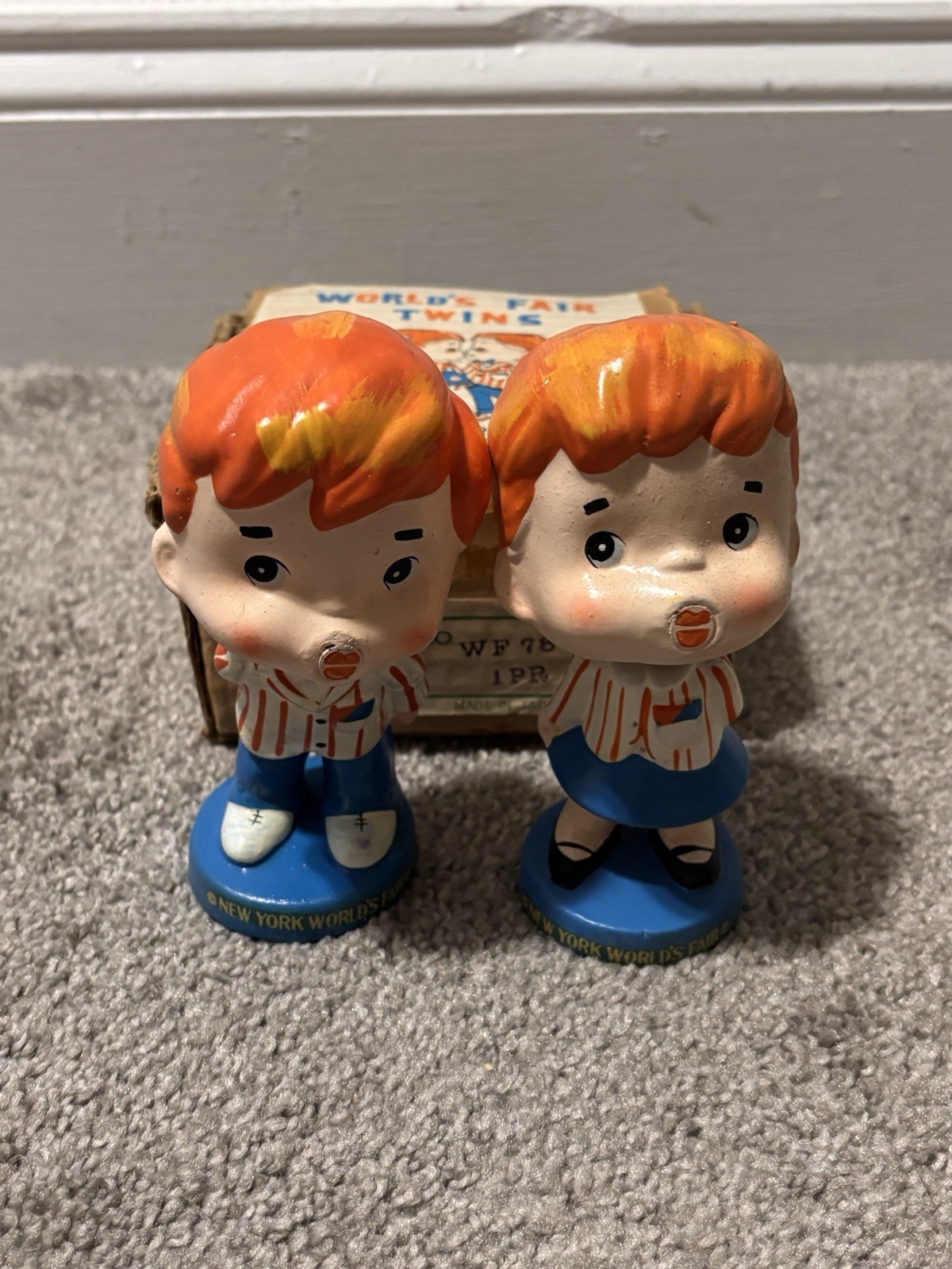 Rare Vintage World’s Fair Twins Bobble Head Kissing Pair VGC Original Box 1960s