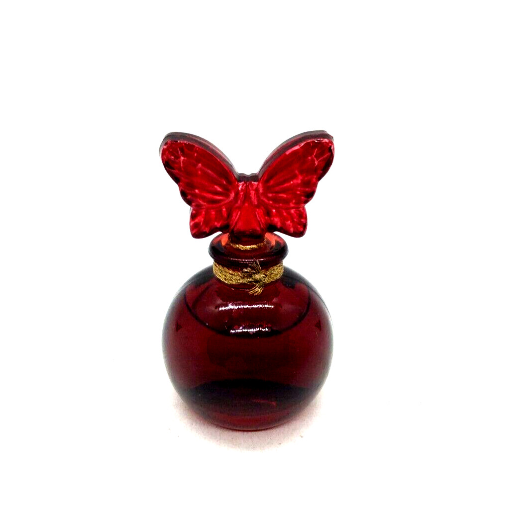 Grand Amour by Annick Goutal 0.33 oz / 10 ml eau de parfum splash butterfly R5 Grand Amour by Annick Goutal 0.33 oz / 10 ml eau de parfum splash butterfly R5