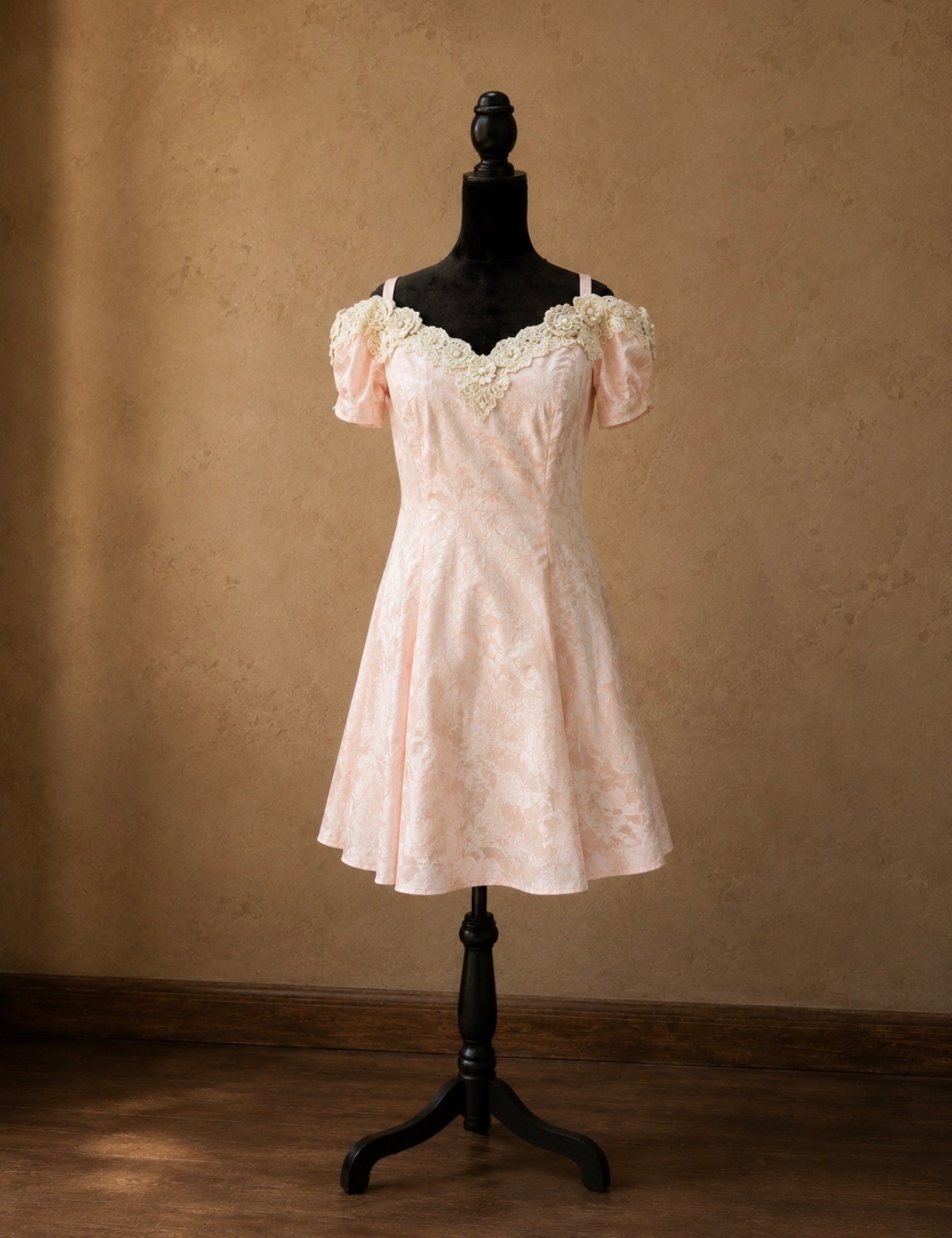 Vintage Roberta Blush Pink Jacquard Dress Off Shoulder Floral USA Women’s 15/16