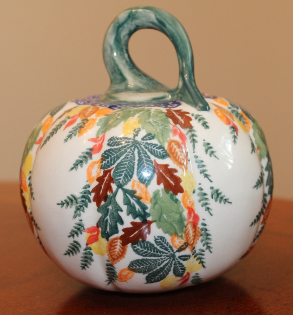 BOLESLAWIEC POLISH POTTERY UNKIKAT DESIGNS AUTUMN LEAF PATTERN PUMPKIN