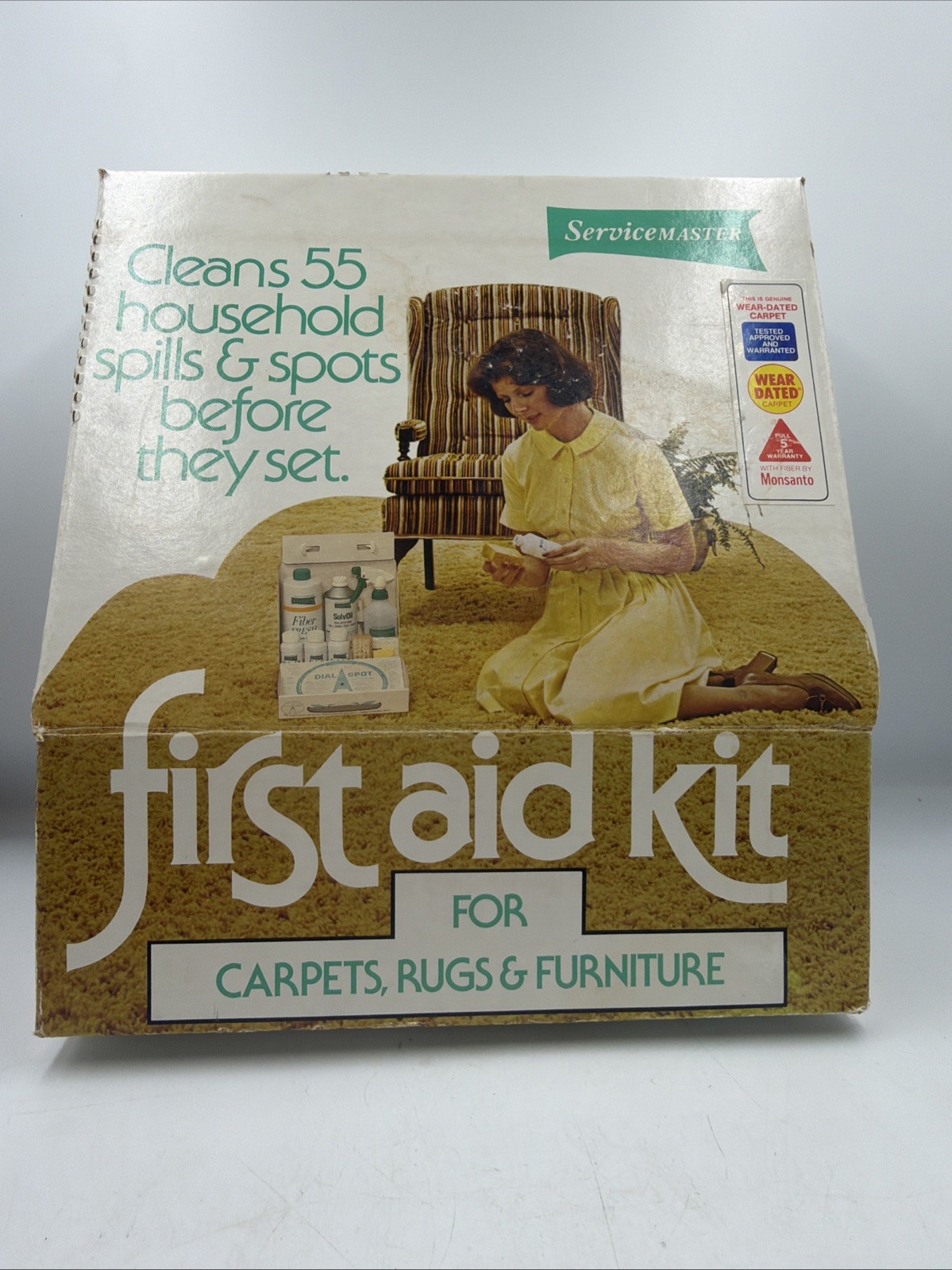 Vintage 70s Service Master First Aid Kit For Carpets Rugs & Furniture W/ Bottles Vintage 70s Service Master First Aid Kit For Carpets Rugs & Furniture W/ Bottles