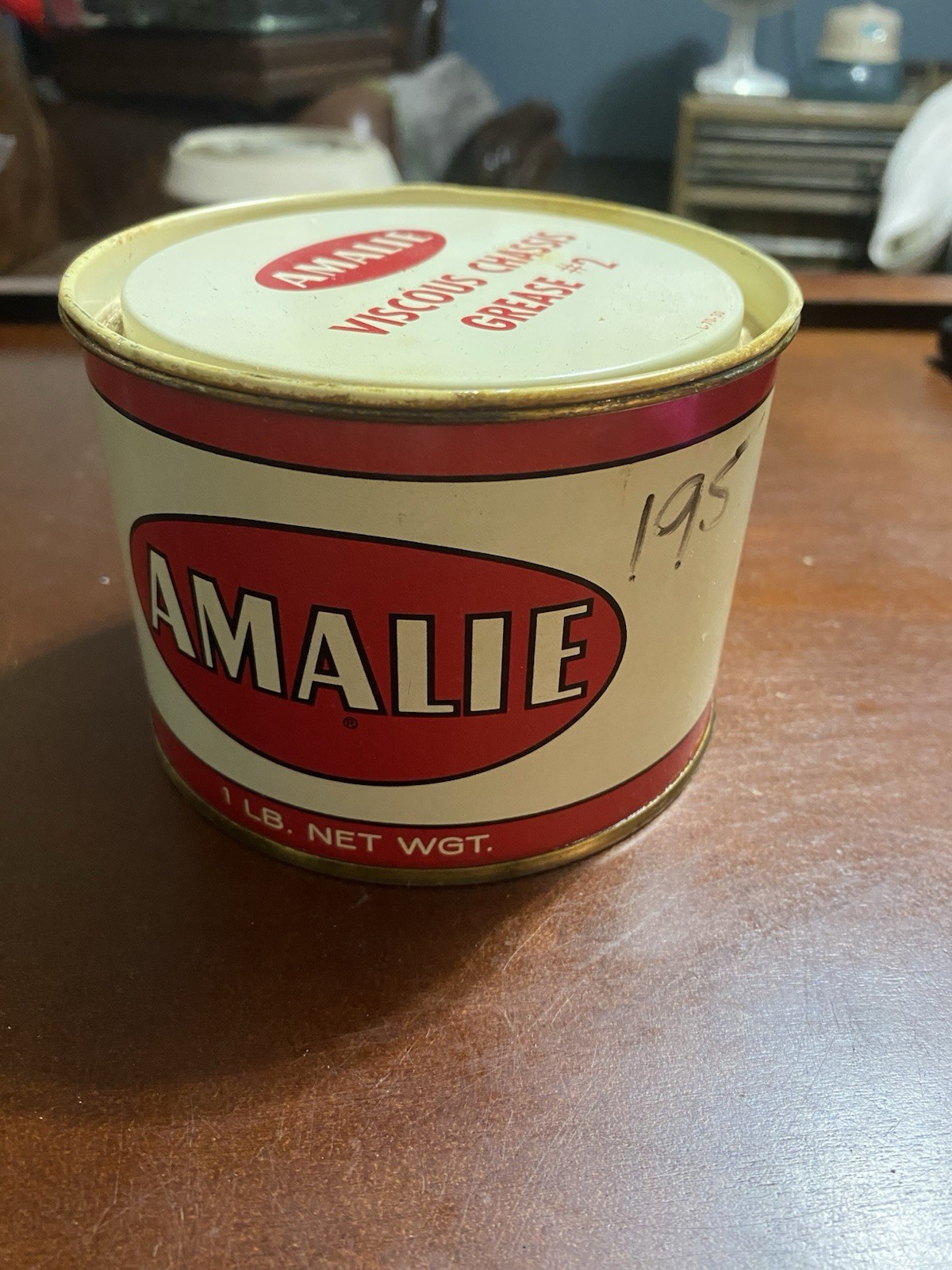 VINTAGE AMALIE Chassis Grease TIN 1 POUND CAN NOS Advertising Oil Gas