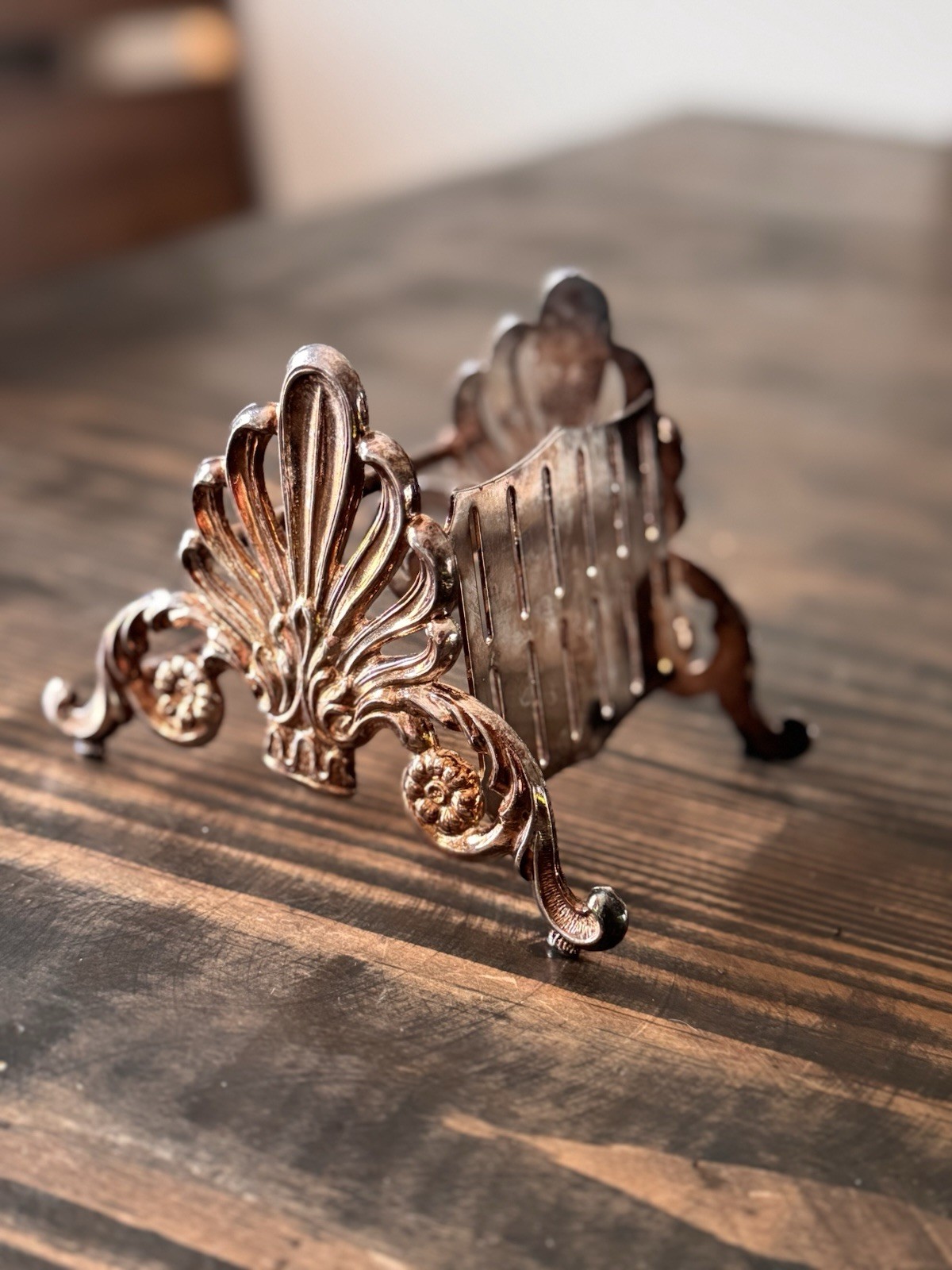 Vintage Italian Silverplate Letter Holder Mail Napkin Rack Fleur De Lis Decor