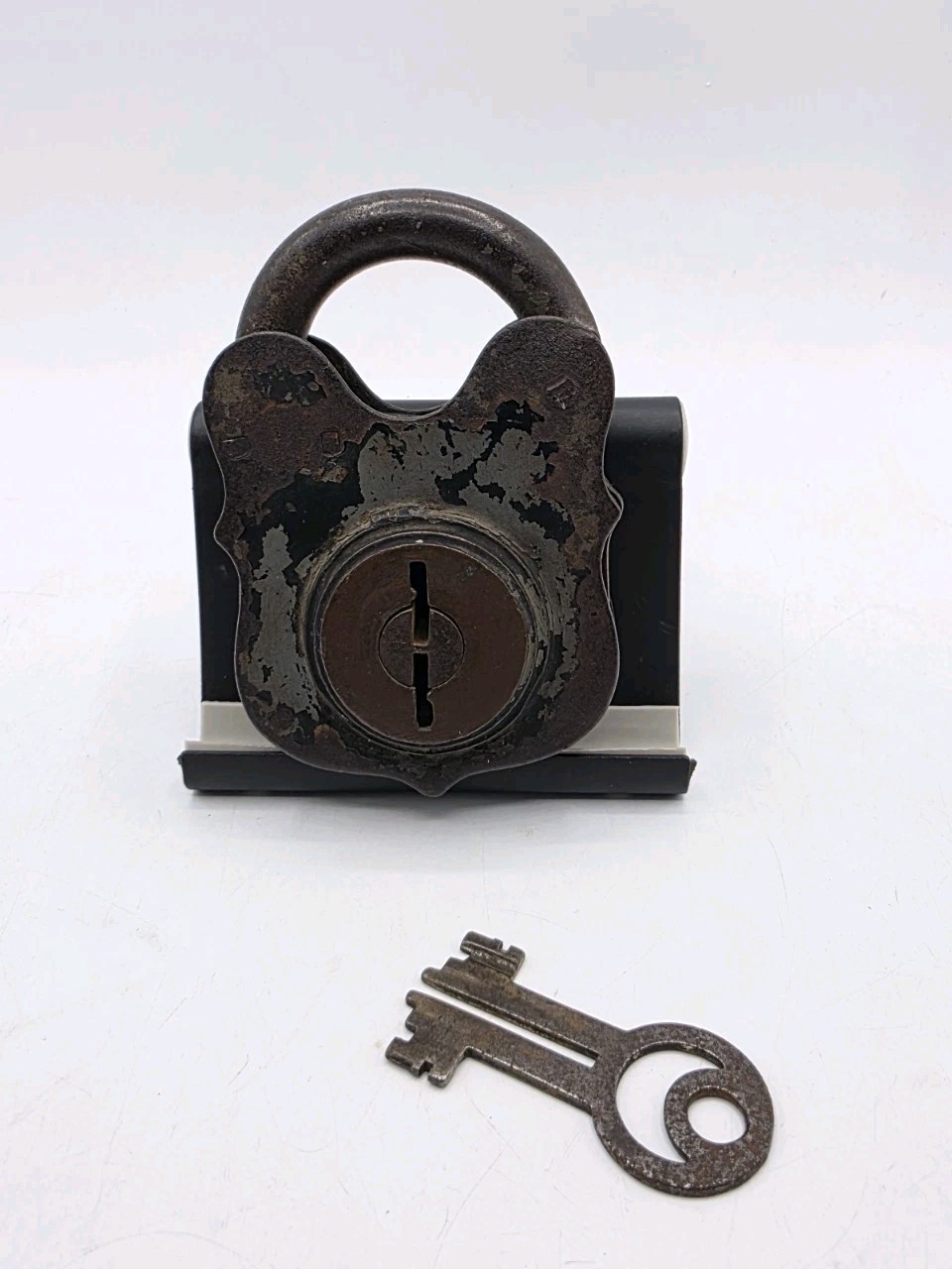 Antique Vintage Heavy Iron Padlock With Key Works Rustic Weathered Patina