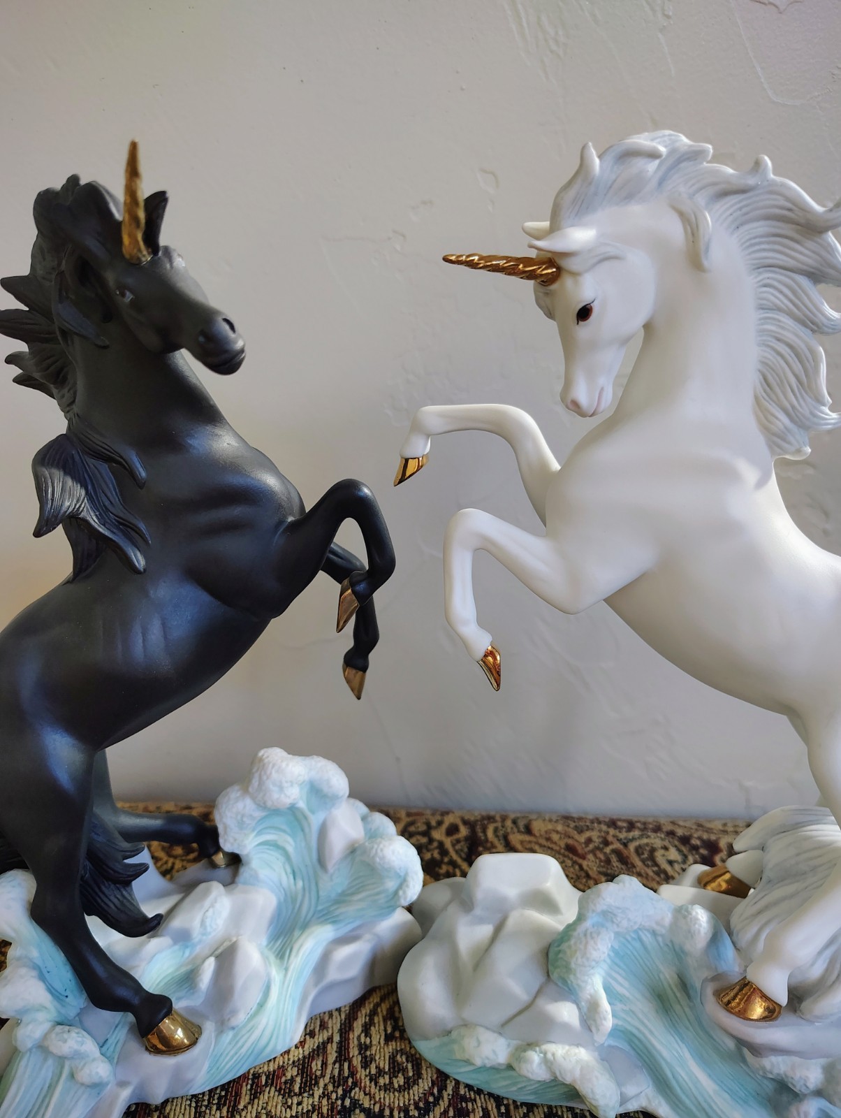 Princeton Gallery “Thunder and Lightning” Fine Porcelain Unicorn Figurines 1995 Princeton Gallery “Thunder and Lightning” Fine Porcelain Unicorn Figurines 1995