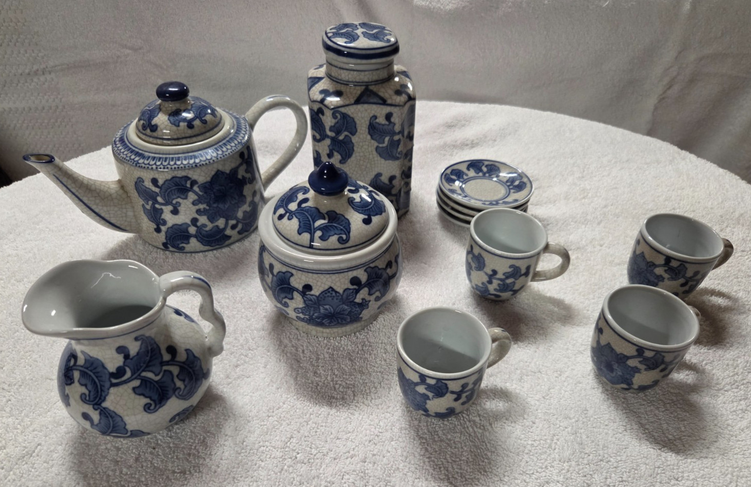 Vintage 15 Piece Bombay Comapny Blue & Whit Porcelin Tea Set Chinoiserie 1990s Vintage 15 Piece Bombay Comapny Blue & Whit Porcelin Tea Set Chinoiserie 1990s