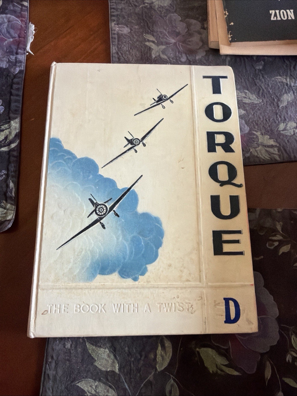 1943 WWII AAF TORQUE Class 43-D Pecos Army Air Field Pilot Book SIGNED Cadets