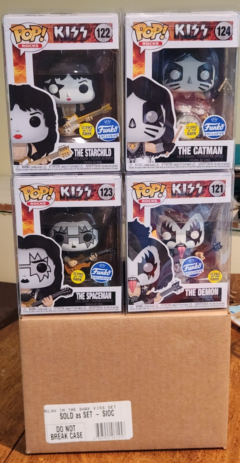 Funko Pop KISS Glow In The Dark Complete Set of 4 GITD Band Bundle W/Shipper Box Funko Pop KISS Glow In The Dark Complete Set of 4 GITD Band Bundle W/Shipper Box