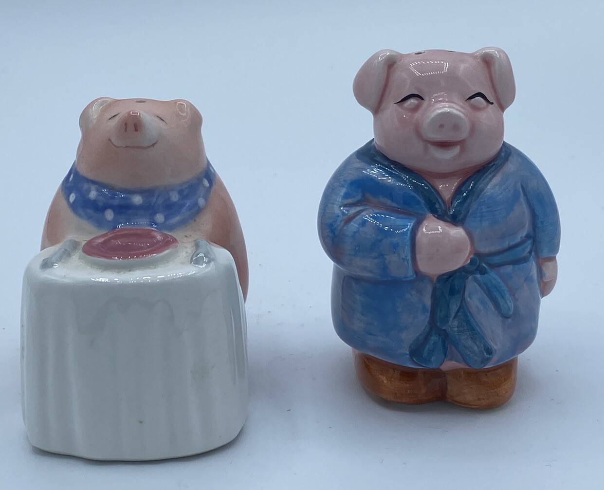 Vintage Clay Art Pig Salt and Pepper Shaker Set