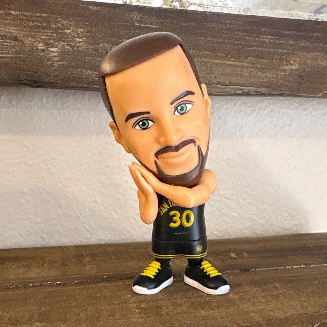 Zuru NBA Ballers Series 1 Stephen Curry City Edition Jersey Figure (Ultra Rare) Zuru NBA Ballers Series 1 Stephen Curry City Edition Jersey Figure (Ultra Rare)