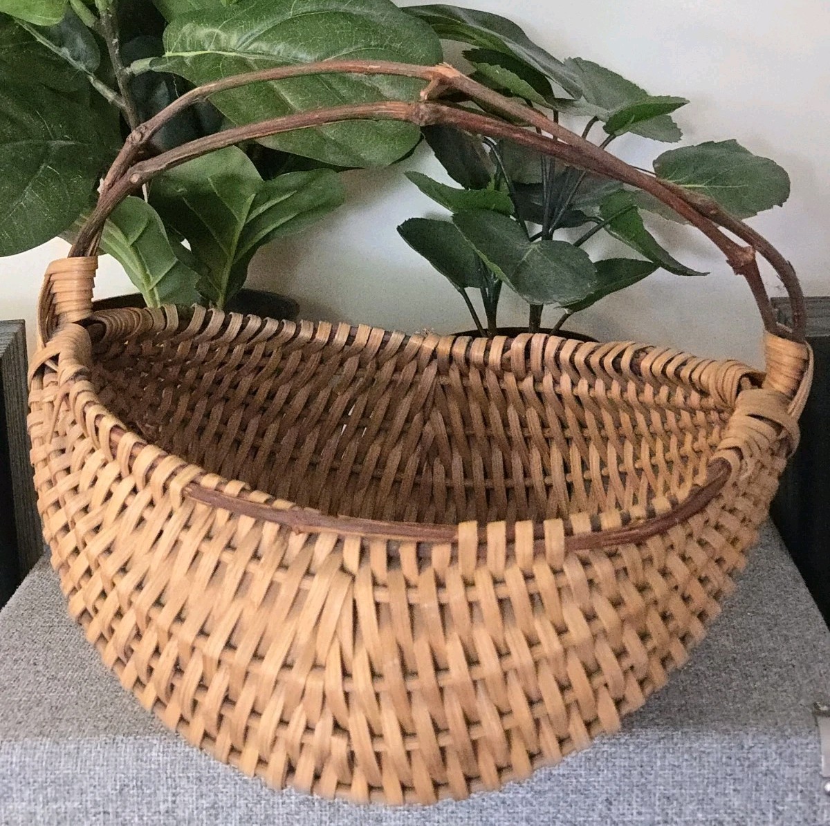 Antique Handmade WOVEN EGG GATHERING BUTTOCKS BASKET Marked