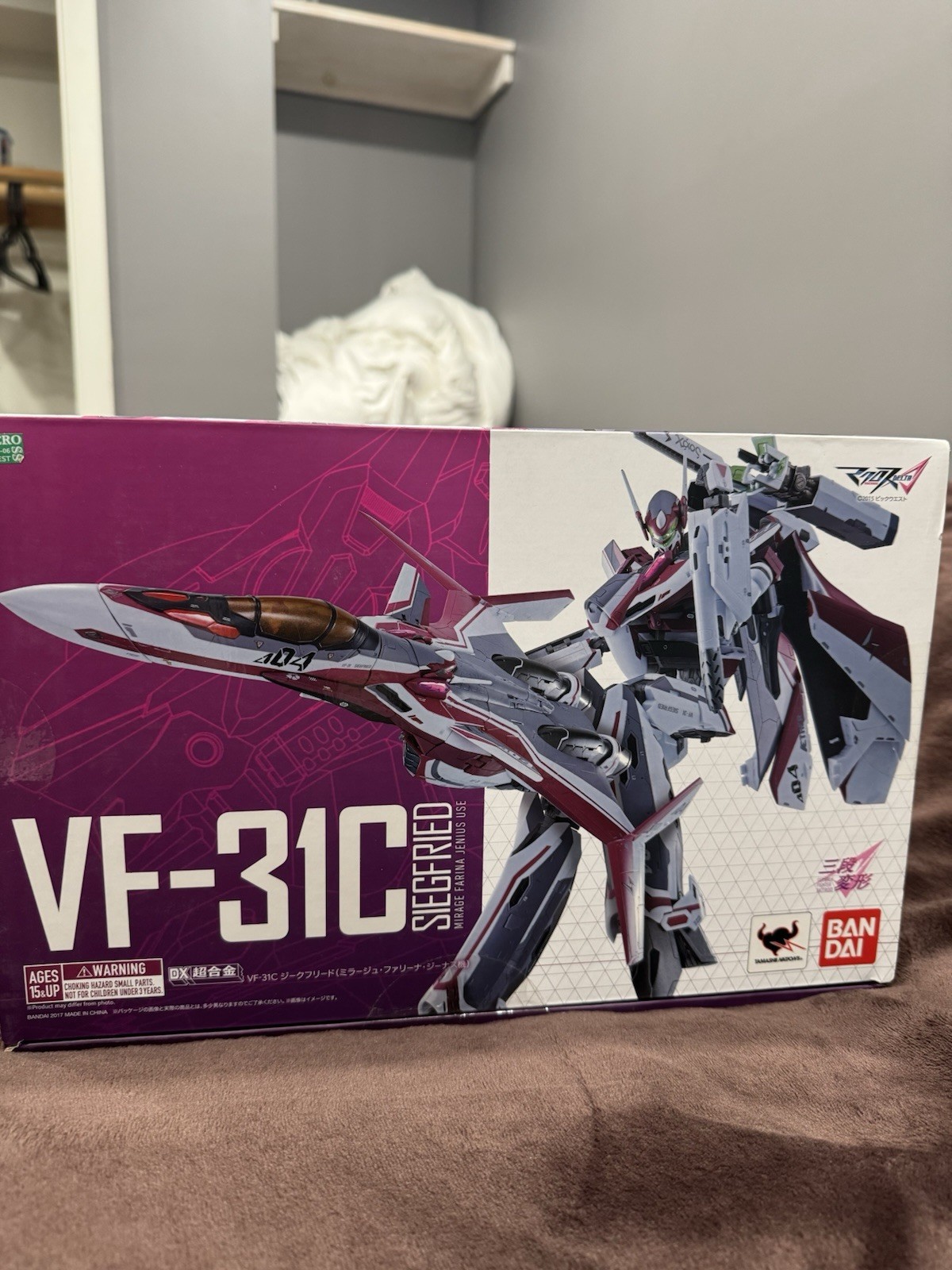 Chogokin Macross Delta VF-31C Siegfried Mirage Genus Figure