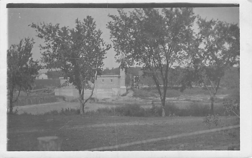 Postcard: RPPC Building, Unknown Location, 1910\'s Postcard: RPPC Building, Unknown Location, 1910\'s