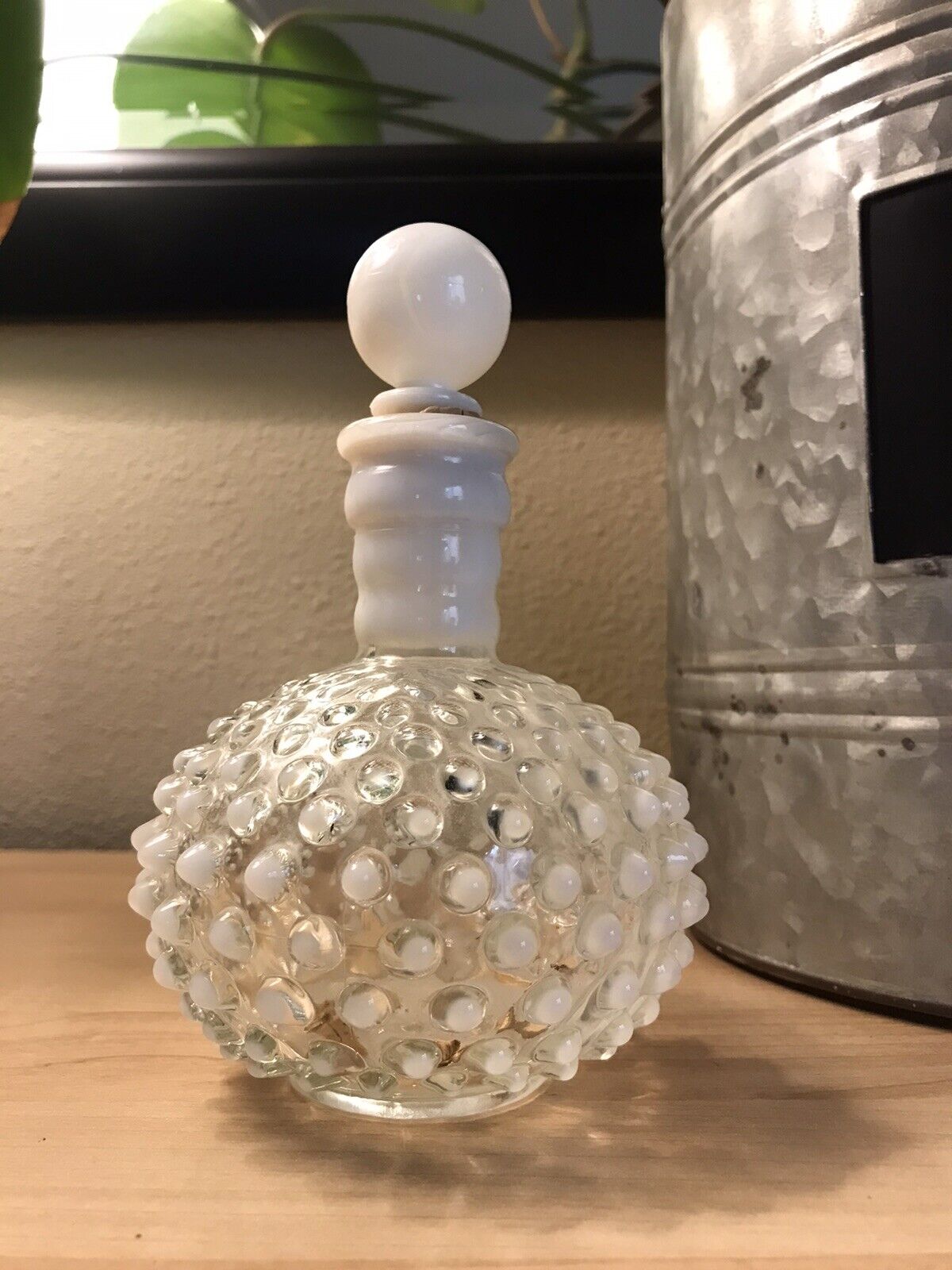 Vintage Fenton Opalescent Hobnail Moonstone Perfume Vanity Bottle w/ Stopper