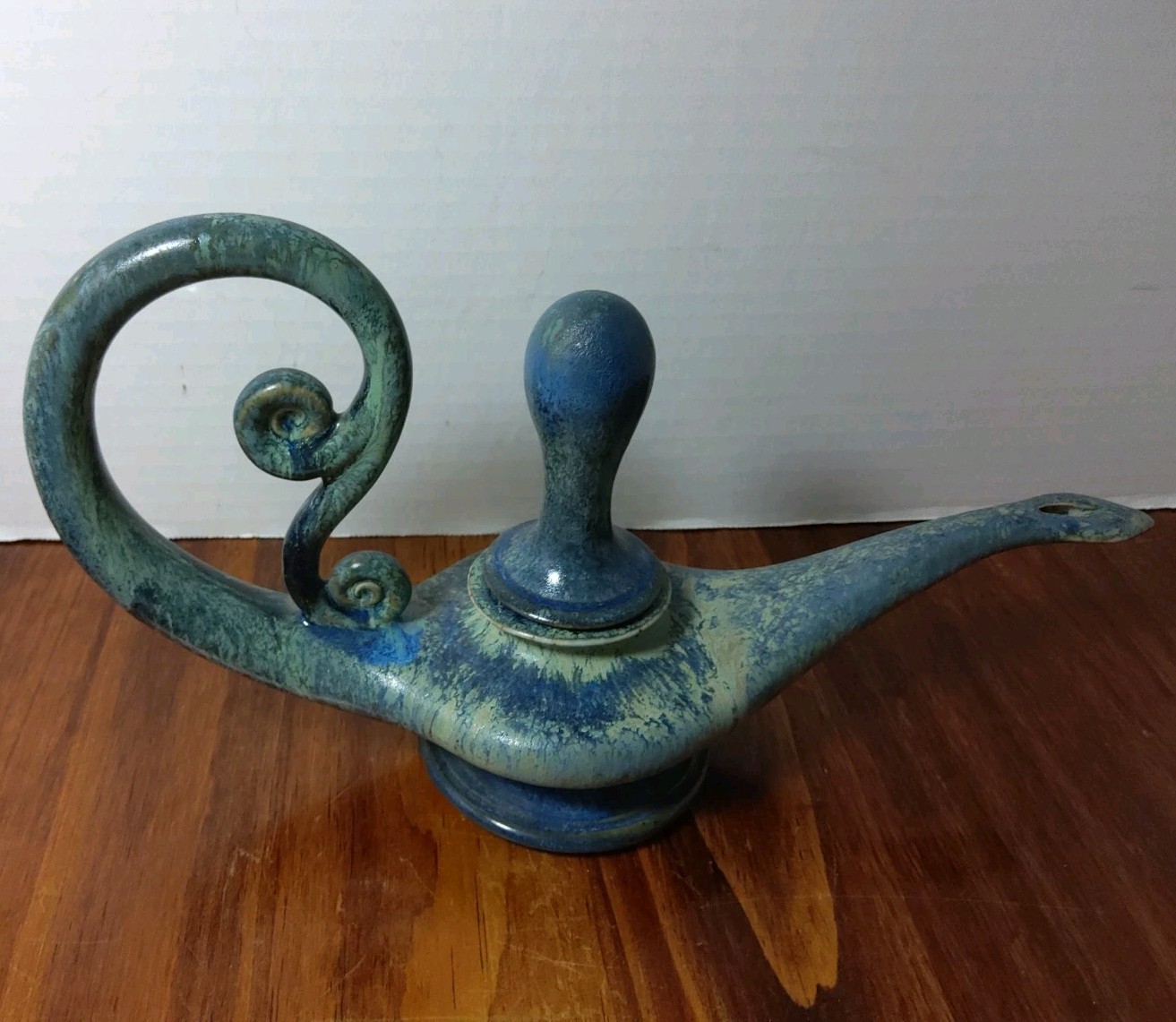 Vintage Bill & Vive Mohl Studio Art Pottery Genie Oil Lamp