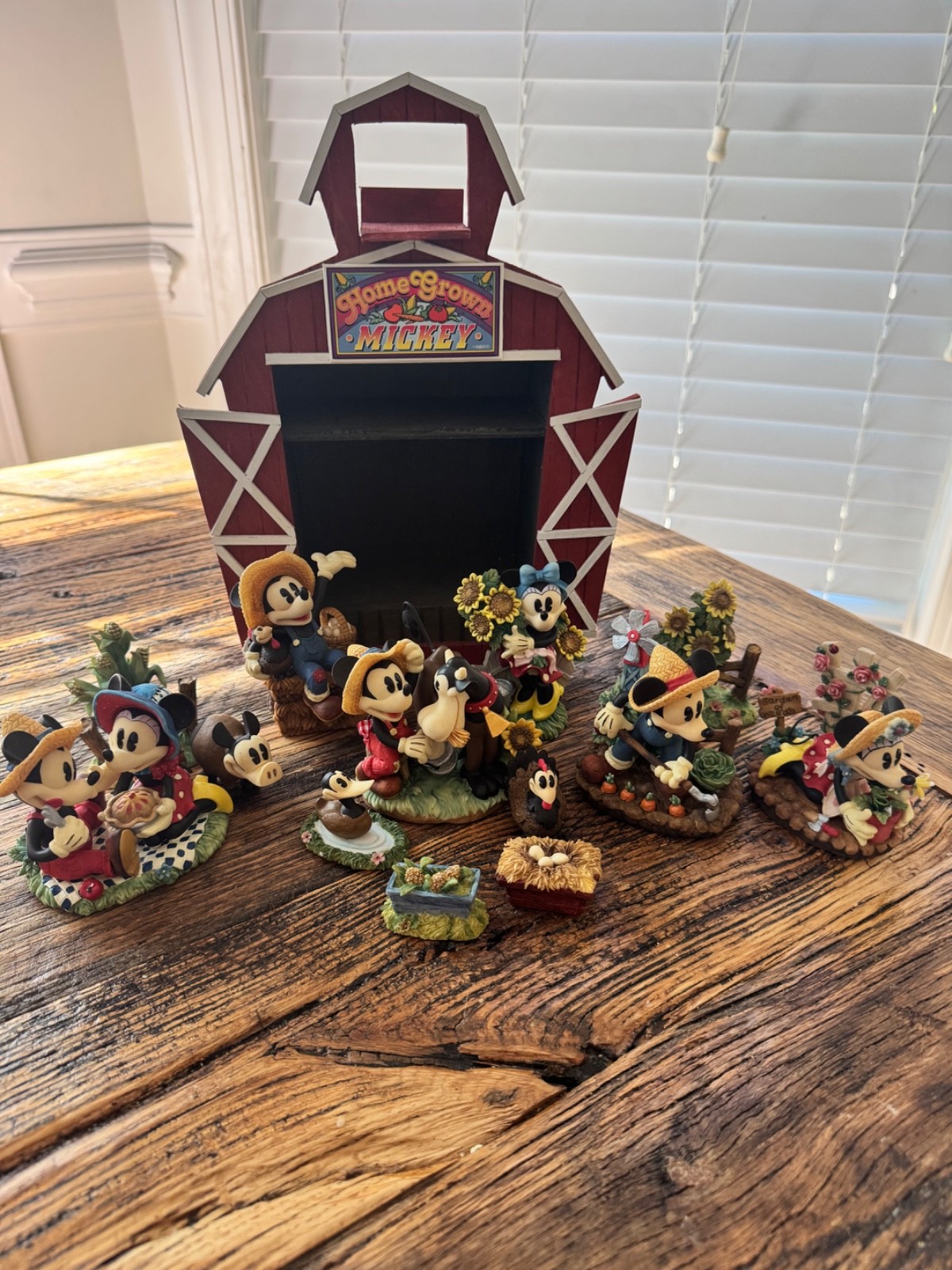 Disney Enesco Home Grown Mickey Sculpted Figurine Set 4002352 14pc  -Open Box
