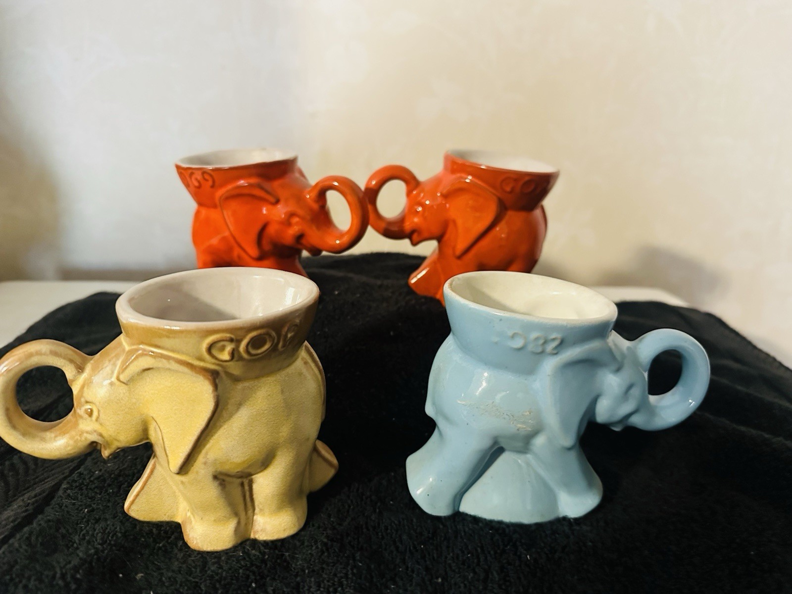 4 Vintage Frankoma Politician Elephant Mugs.GOP 2 Red 1969, Blue & Tan 1973 3.5” 4 Vintage Frankoma Politician Elephant Mugs.GOP 2 Red 1969, Blue & Tan 1973 3.5”