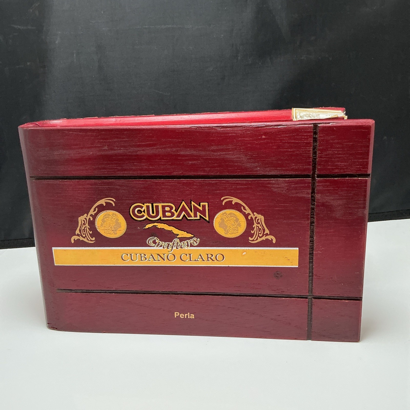 Cuban Crafters Cubano Claro Perla Torpedo Wood Cigar Travel Humidor Box Empty Cuban Crafters Cubano Claro Perla Torpedo Wood Cigar Travel Humidor Box Empty
