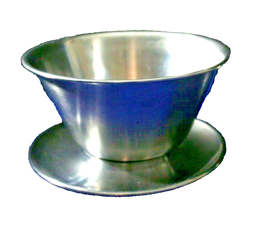 Leonard Silver Stainless Steel Gravy Boat, Ice Cream Dish Attached Underplate