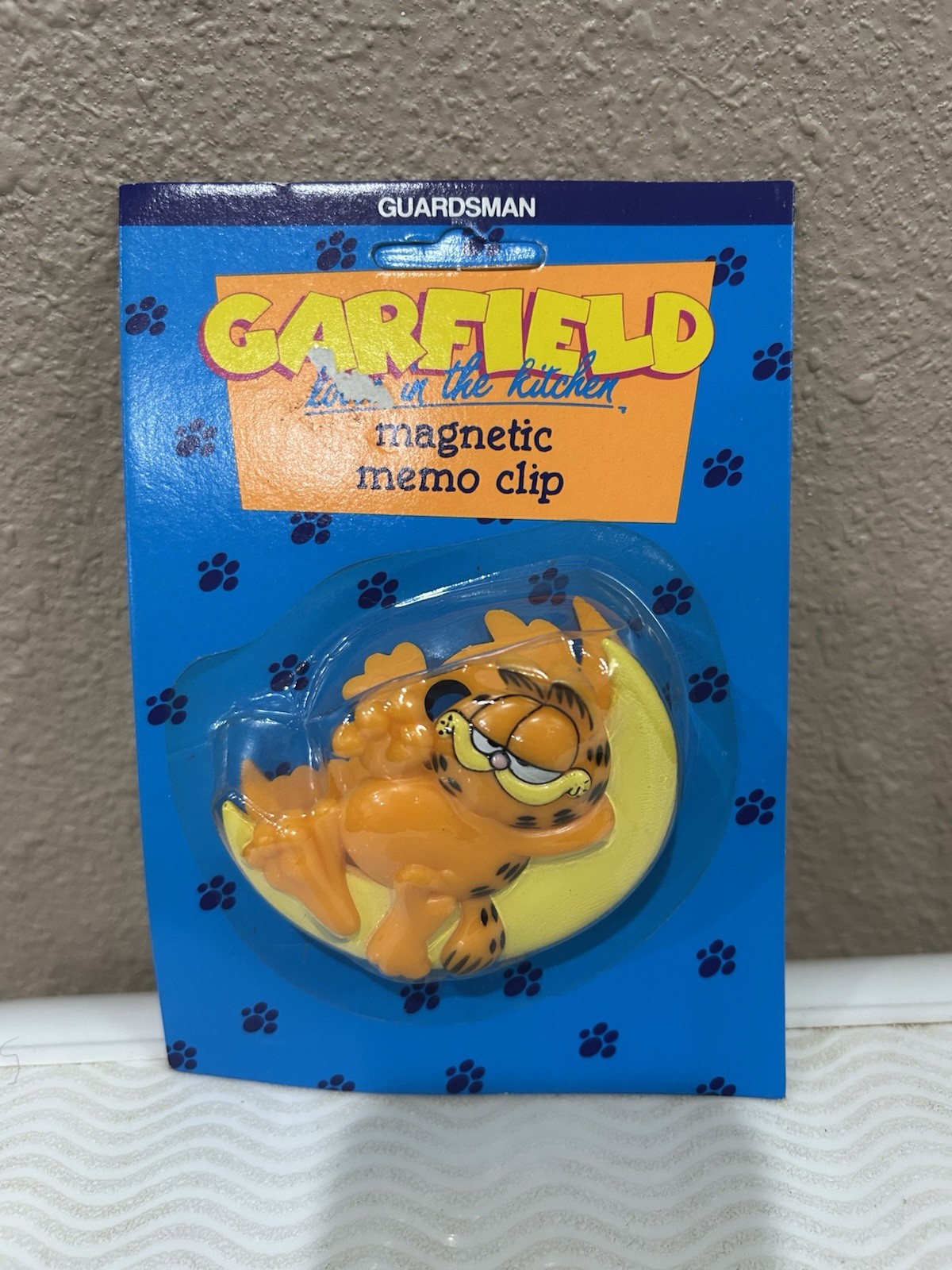 Garfield Loose In The Kitchen Magnetic Memo Clip - On The Moon 1978 Vintage