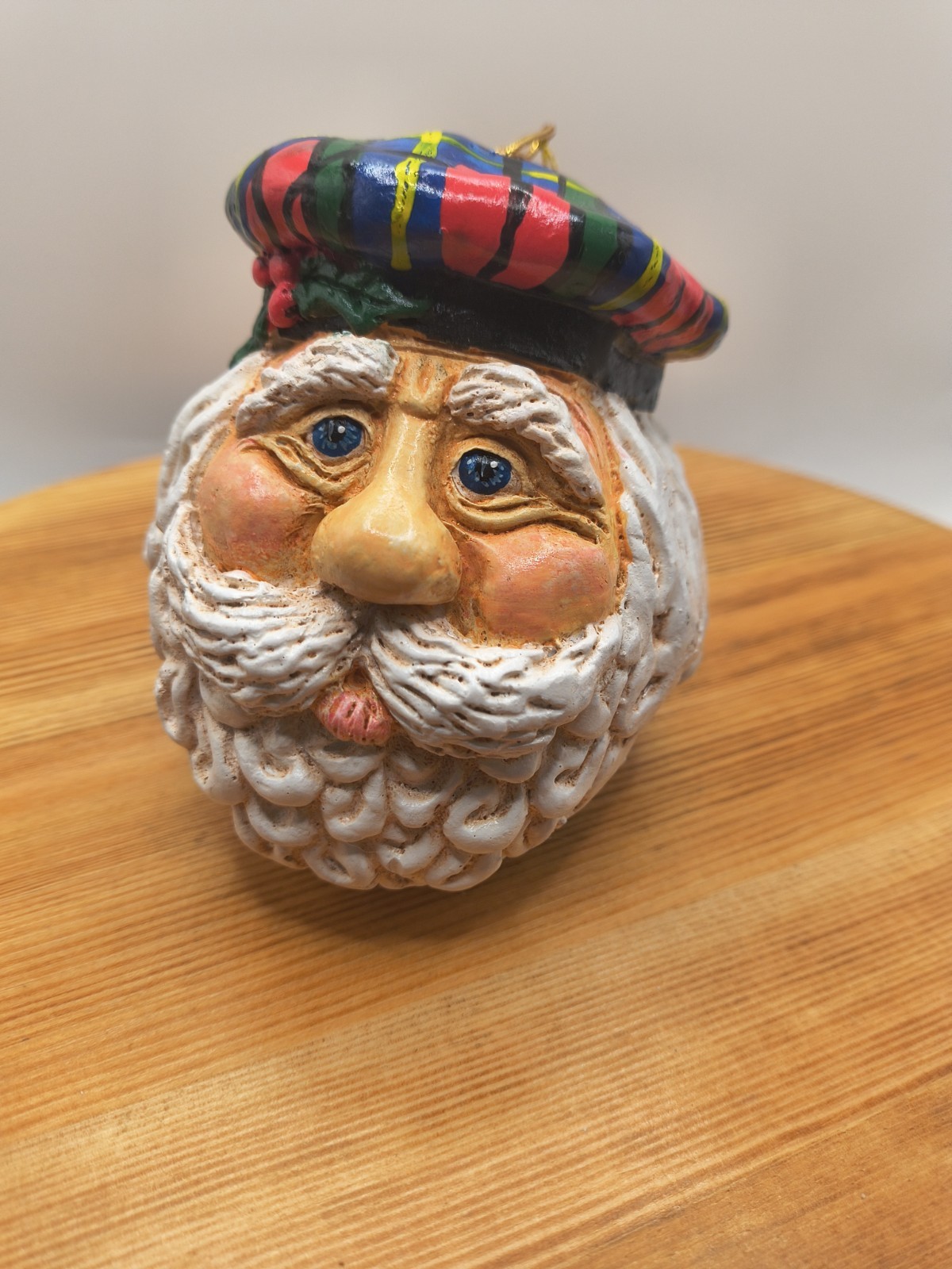 Vintage 1998 Vicki Thomas Enesco Scottish Santa Ornament Tartan Plaid Tam Hat Vintage 1998 Vicki Thomas Enesco Scottish Santa Ornament Tartan Plaid Tam Hat