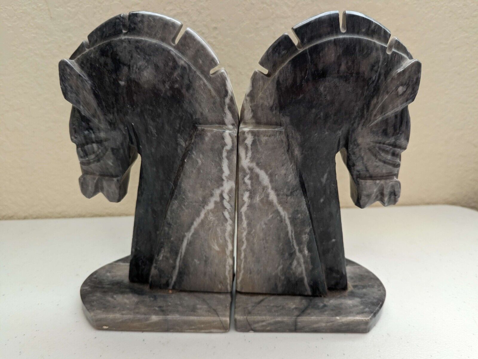 Vintage Carved Marble Onyx Stone Pair of Horseheads Bookends 8.5\' Tall