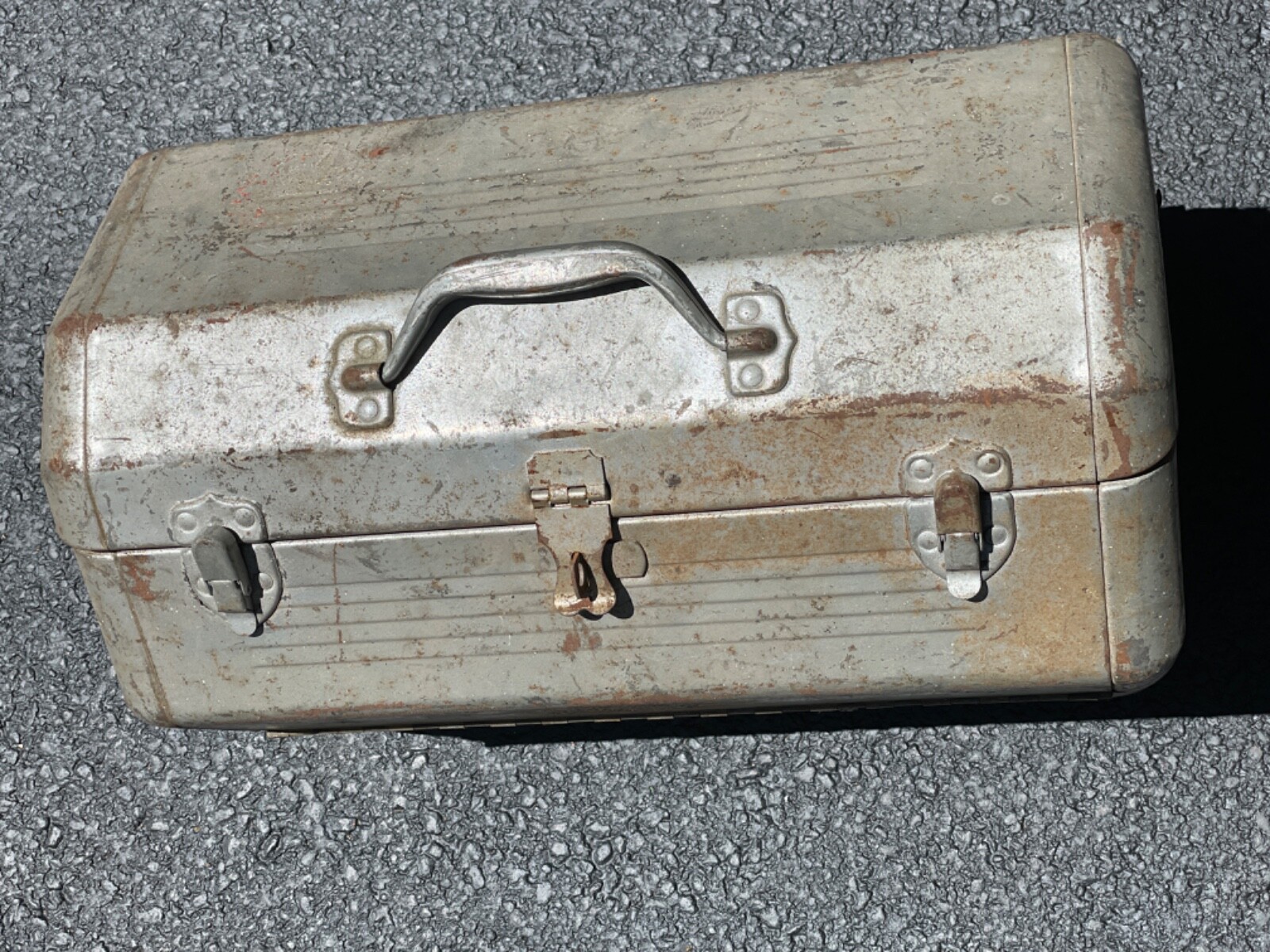 Simonsen Military Carry Tool Box Metal Cantilever Vintage Heavy Duty 22×10x13 Simonsen Military Carry Tool Box Metal Cantilever Vintage Heavy Duty 22×10x13