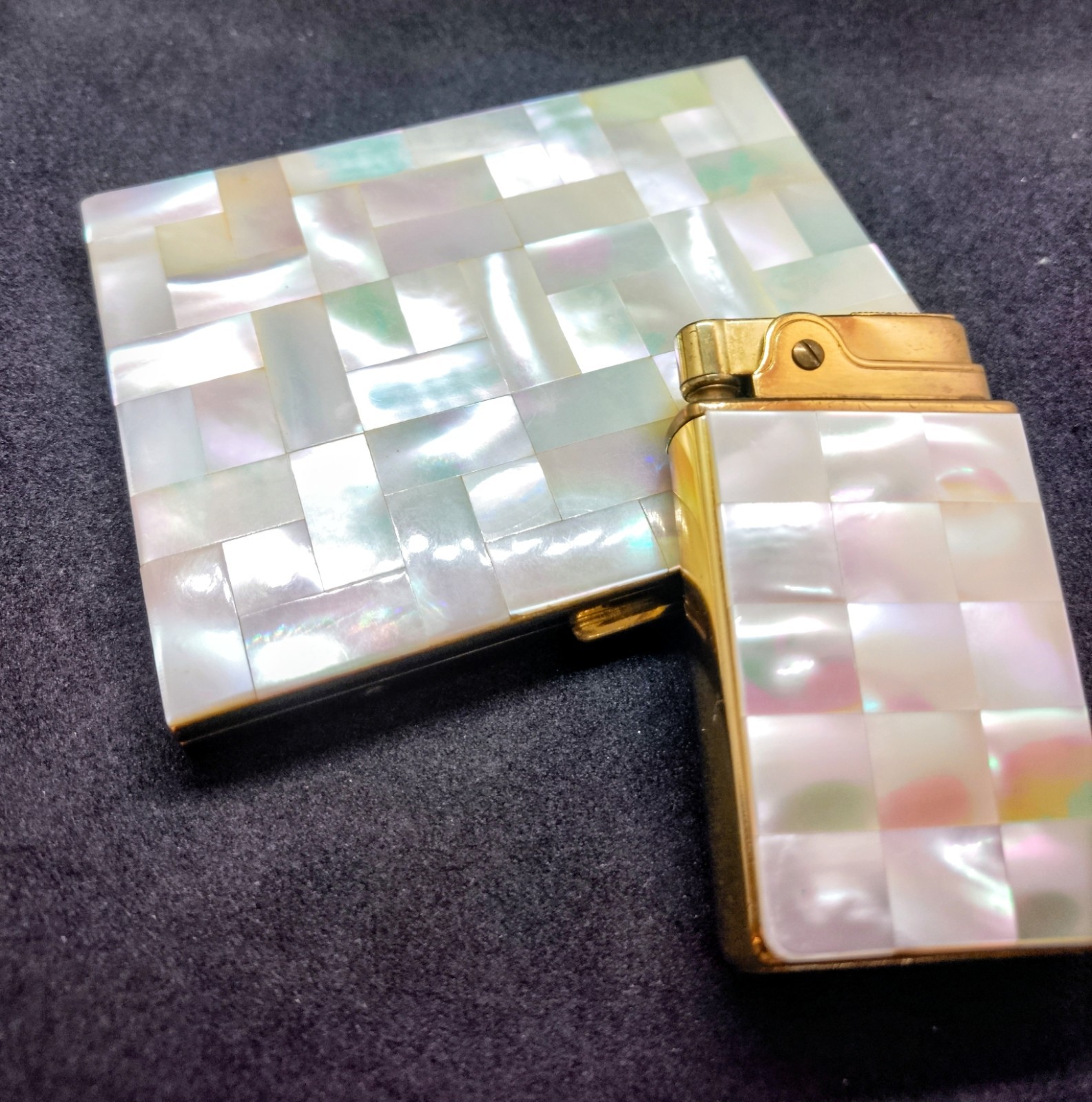 Vintage Crown Musical Lighter Matching Mother of Pearl Cigarette Case Gift Set 