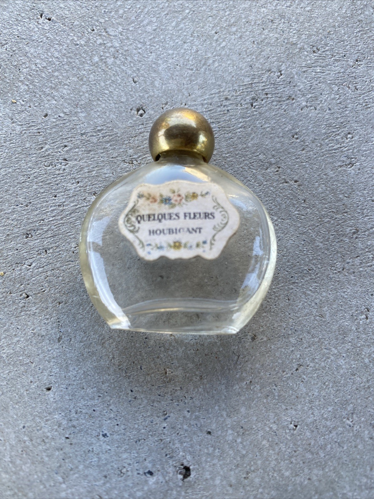 Vintage Houbigant Perfume Bottle Quelques Fleurs Eau De Toilette 2 OZ Empty Vintage Houbigant Perfume Bottle Quelques Fleurs Eau De Toilette 2 OZ Empty