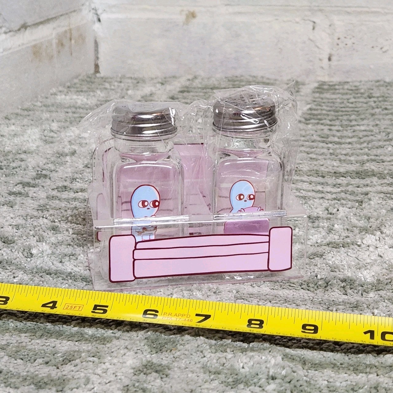 NEW Strange Planet Box Salt Pepper Shaker Set Nathan W Pyle Flavor Kitchen Table NEW Strange Planet Box Salt Pepper Shaker Set Nathan W Pyle Flavor Kitchen Table