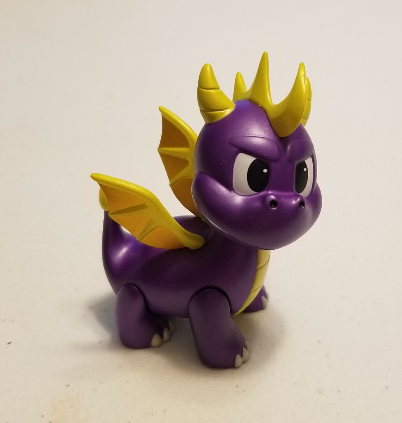 Kidrobot Spyro The Dragon Mystery Mini Vinyl Figure Bentley Moneybags U Pick Kidrobot Spyro The Dragon Mystery Mini Vinyl Figure Bentley Moneybags U Pick