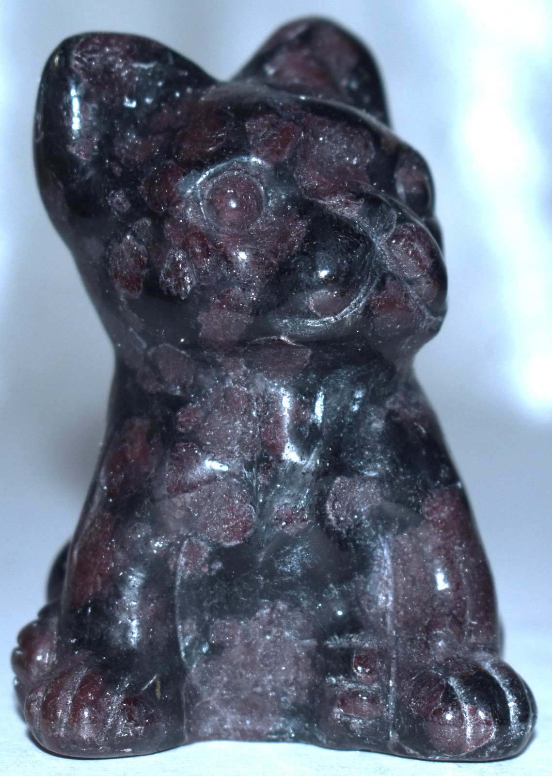 Pretty Garnet/Astrophyllite French Bulldog 3.13\