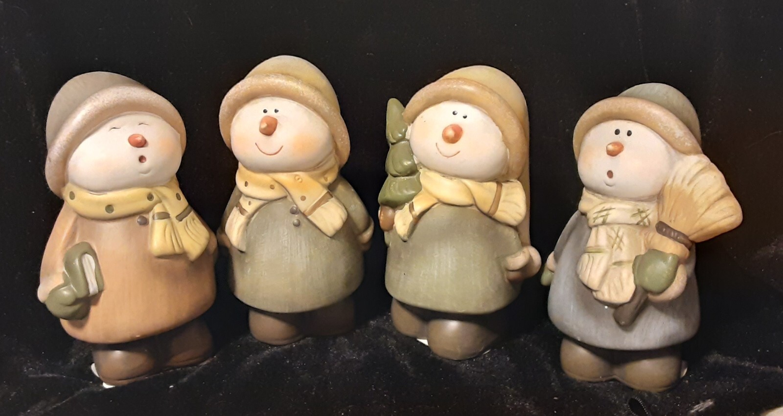 4 Adorable Snowman Figurines, Tii Collections
