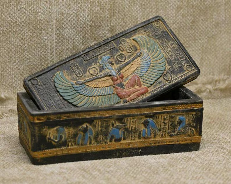 Authentic Ancient Egyptian Antiquities Isis Box with Pharaonic Inscriptions BC Authentic Ancient Egyptian Antiquities Isis Box with Pharaonic Inscriptions BC