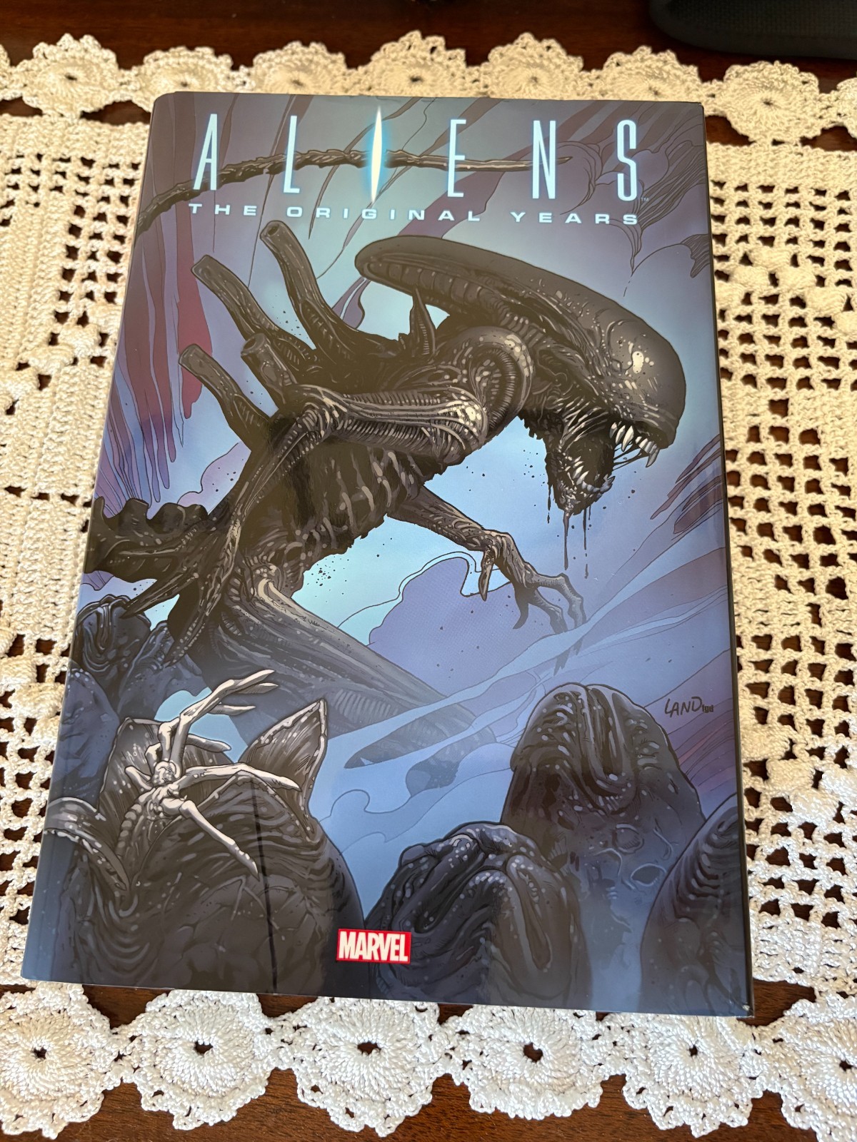 ALIENS THE ORIGINAL YEARS VOL 1 - Very Good Condition - SEE PICS