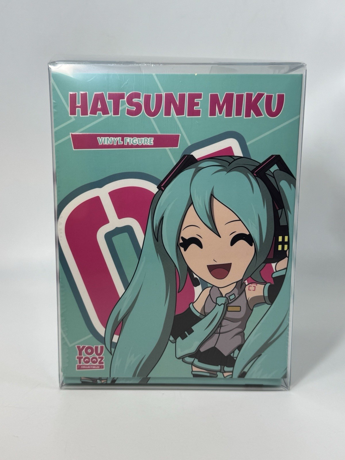 Hatsune Miku Youtooz #370 - Box Wear - W/ Protector Hatsune Miku Youtooz #370 - Box Wear - W/ Protector