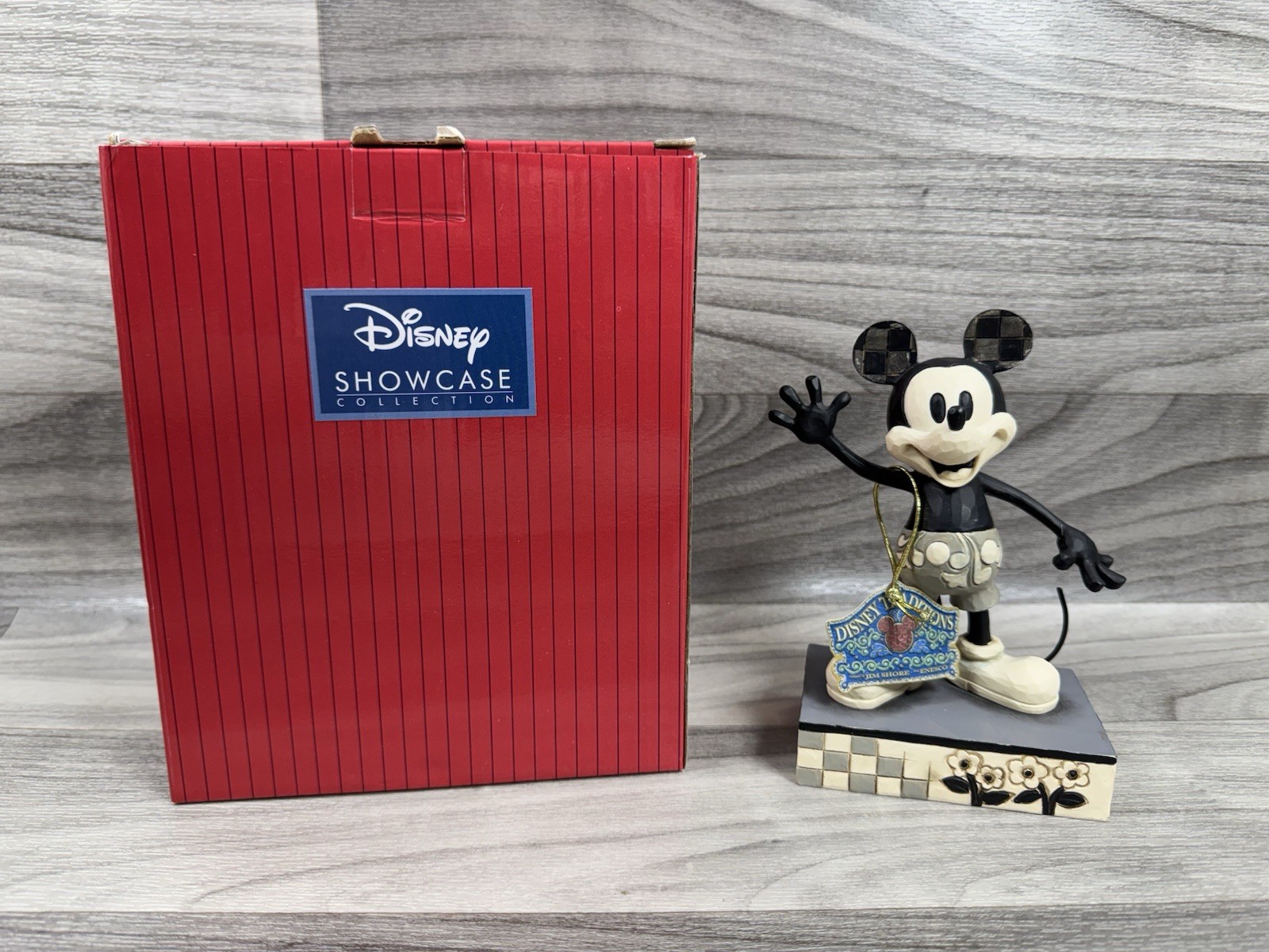 RARE DISNEY TRADITIONS JIM SHORE MICKEY MOUSE BIG-HEARTED HERO FIGURINE 4056757