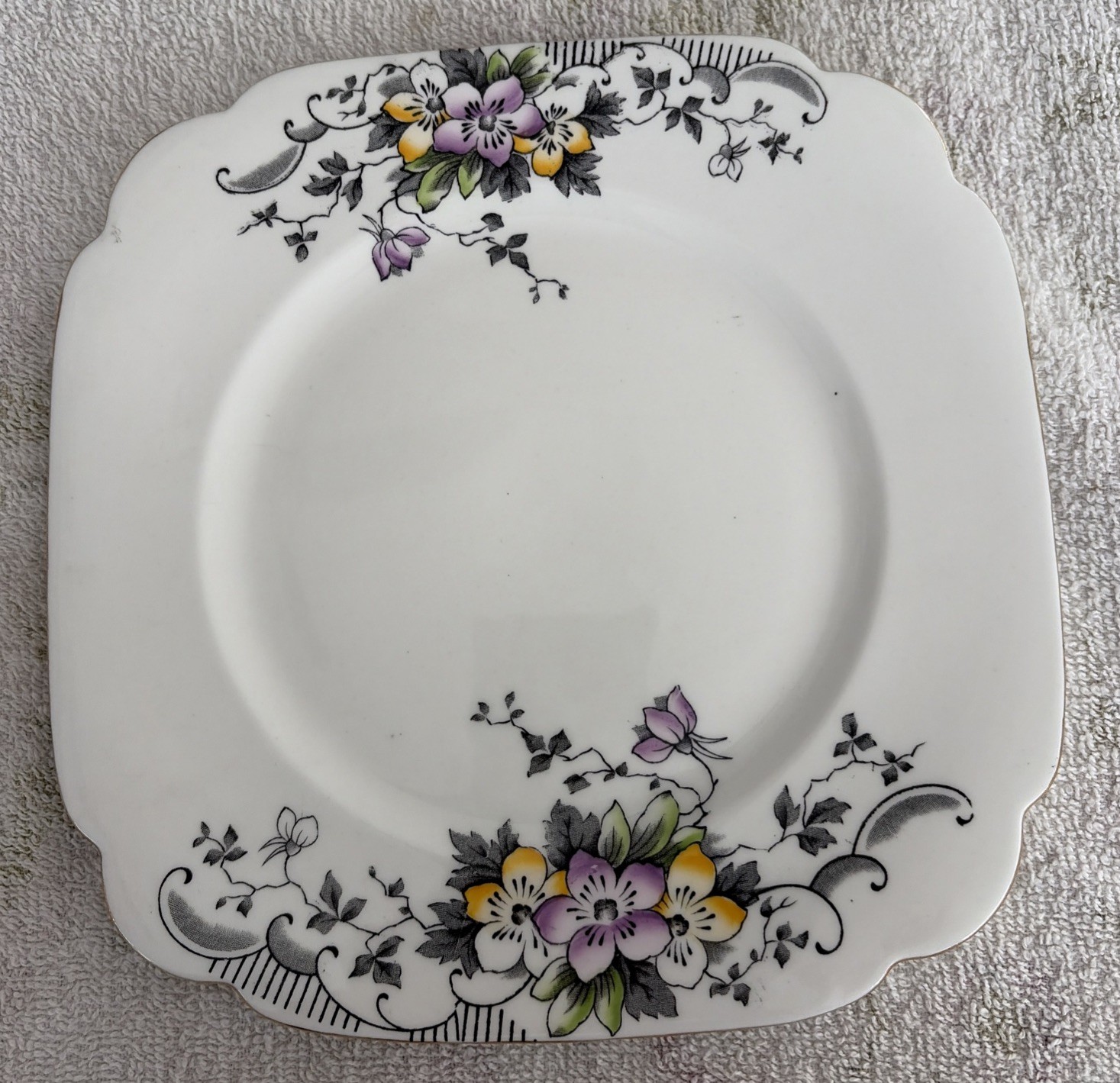 Vtg Clarence English Bone China 8” Square Plate With Scalloped Edges /gold Edges