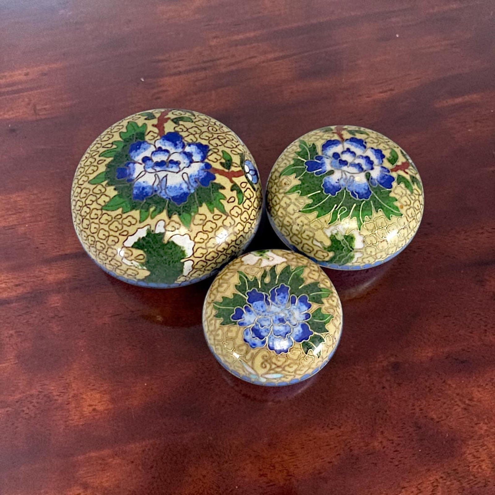 Vintage Chinese Cloisonné Nesting Boxes Peony Enamel Set of 3 c.1950-1975