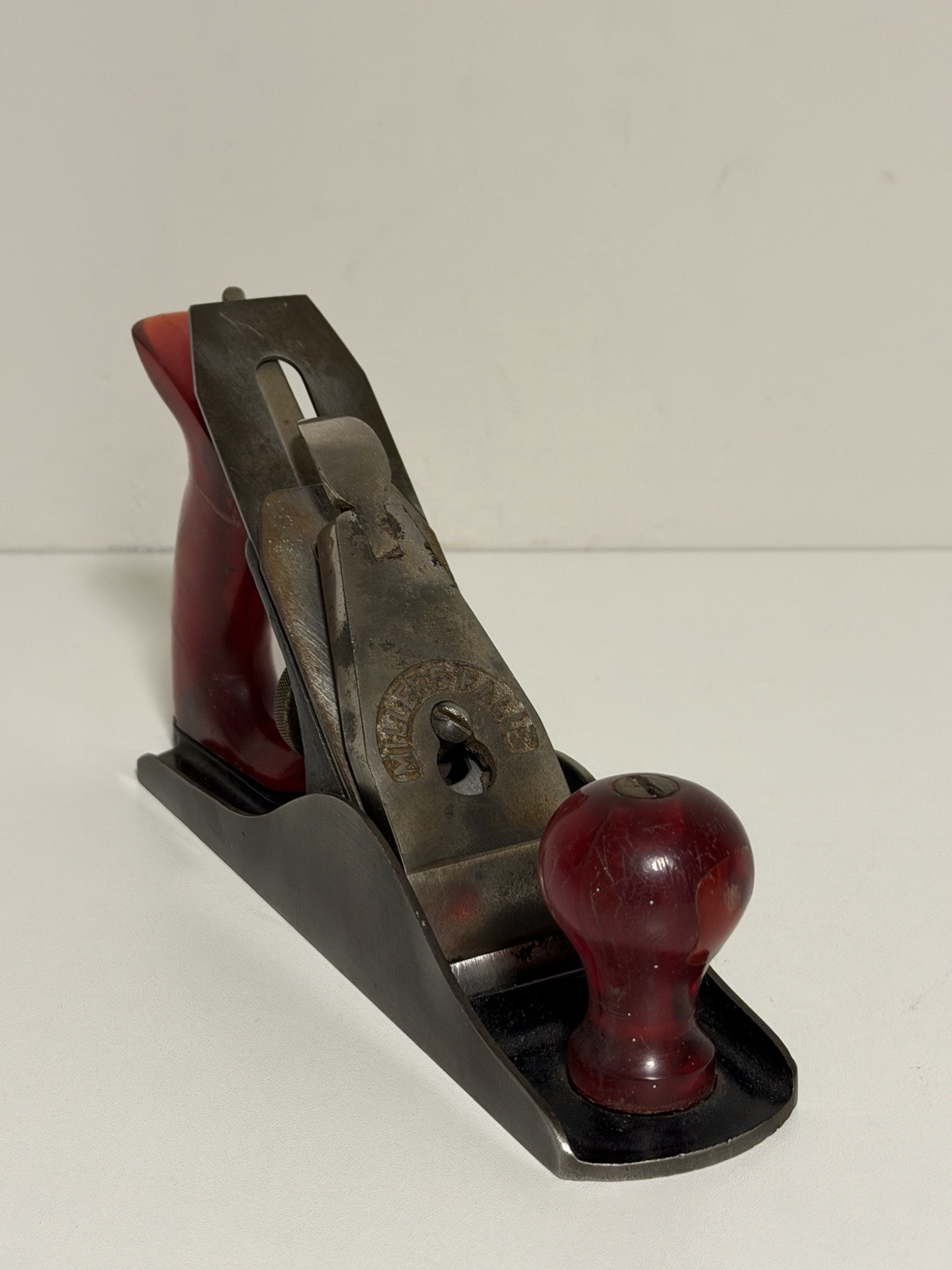 Vintage Millers Falls Smooth Plane Permaloid Handles (Similar to No 209?) - READ Vintage Millers Falls Smooth Plane Permaloid Handles (Similar to No 209?) - READ