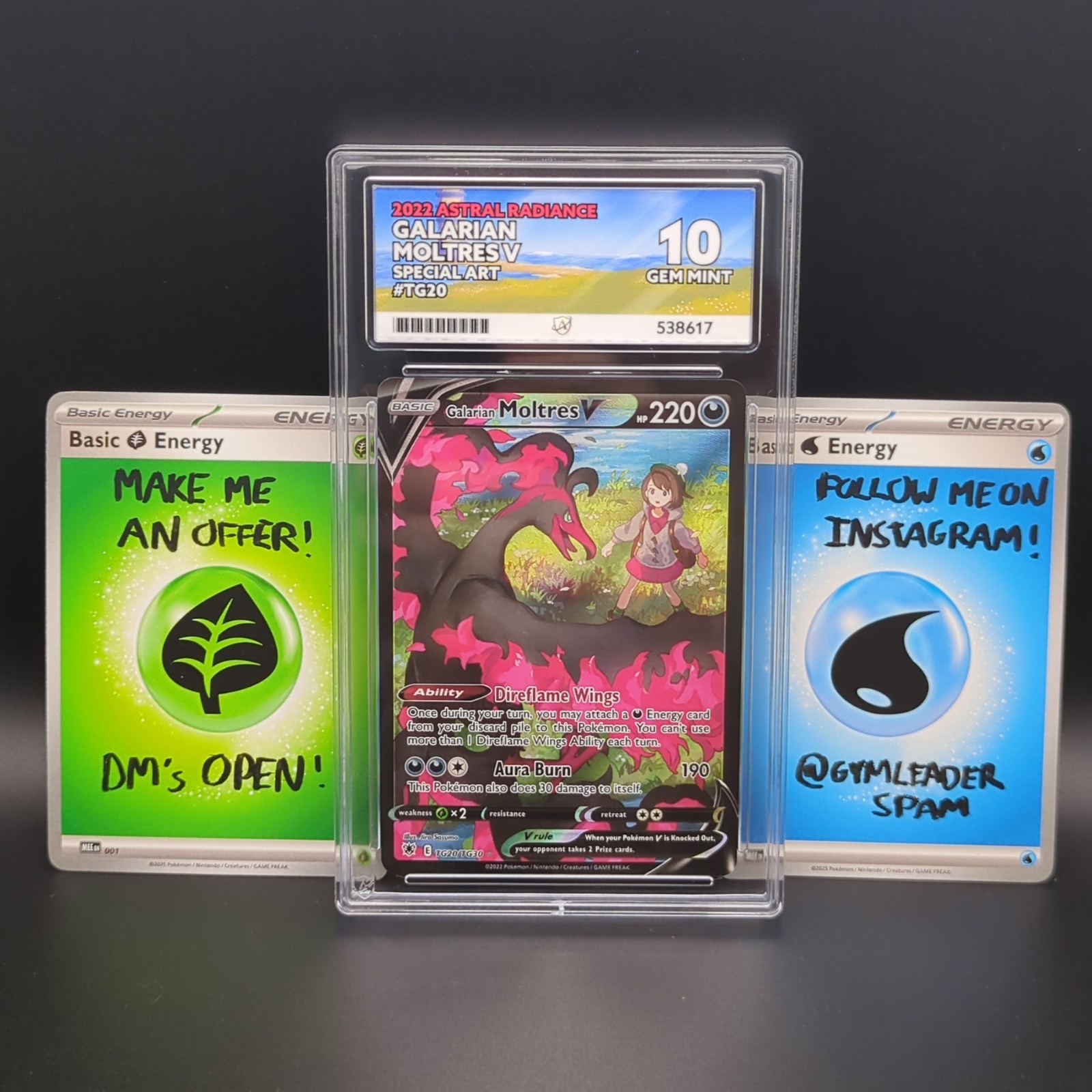 ACE 10 Galarian Moltres V #TG20/TG30 Astral Radiance Promo Pokémon Card
