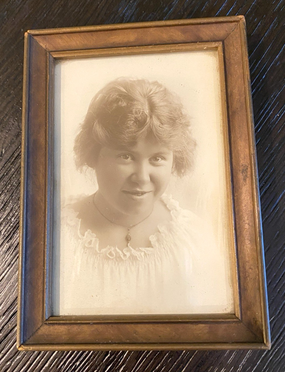 Antique Sepia-toned Photograph Smiling Girl CurlyBrown Hair Wood Frame 3.25x4.5\ Antique Sepia-toned Photograph Smiling Girl CurlyBrown Hair Wood Frame 3.25x4.5\