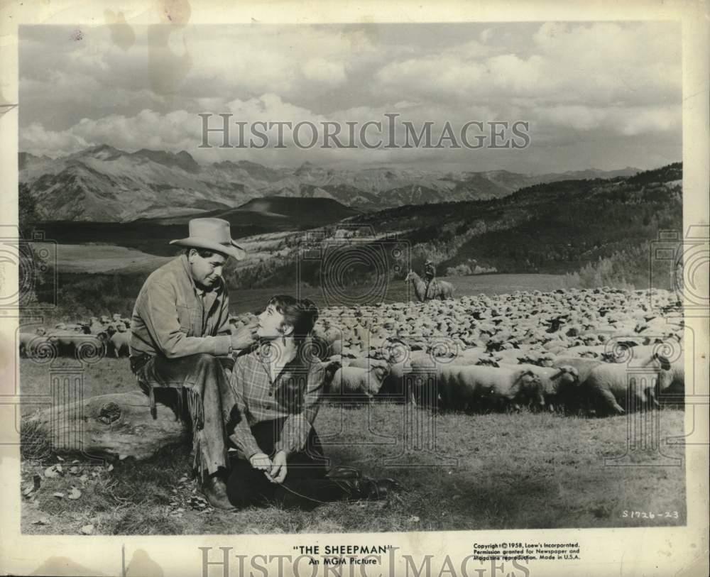 1958 Press Photo Glen Ford and Shirley MacLaine star in 