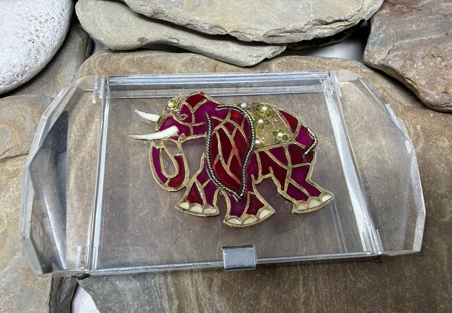Rare VTG  Belle Lucite Acrylic Elephant Stained Glass Makeup Compact Rectangular