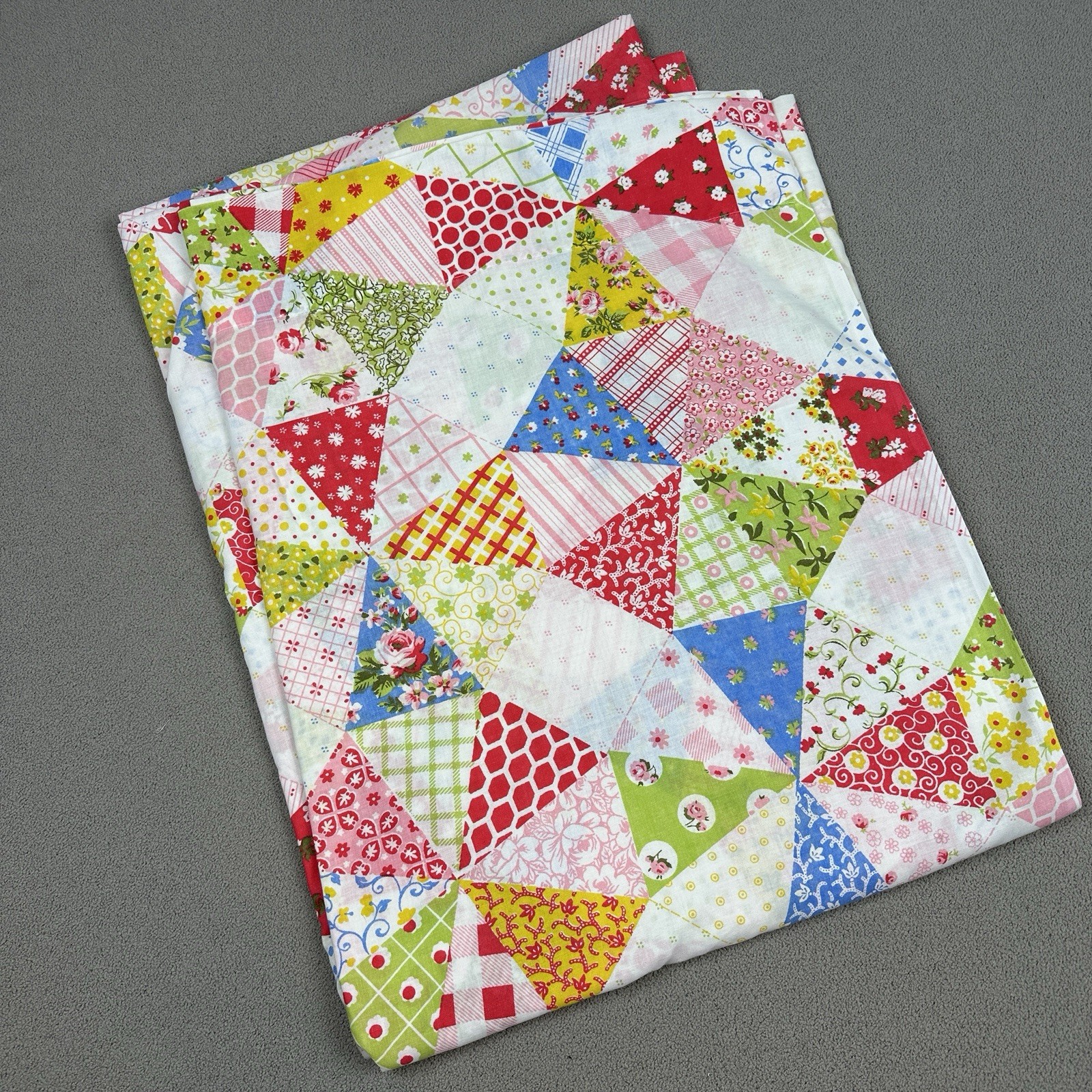 Vtg Burlington House Patchwork Kaleidoscope Quilt Print Flat Sheet 72x104” Full