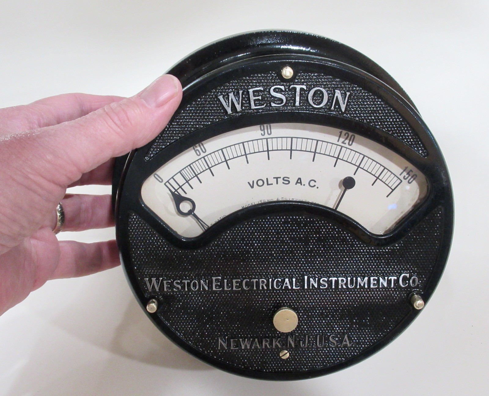 Vintage WESTON Model 156  A.C. VOLTMETER (150 volts)