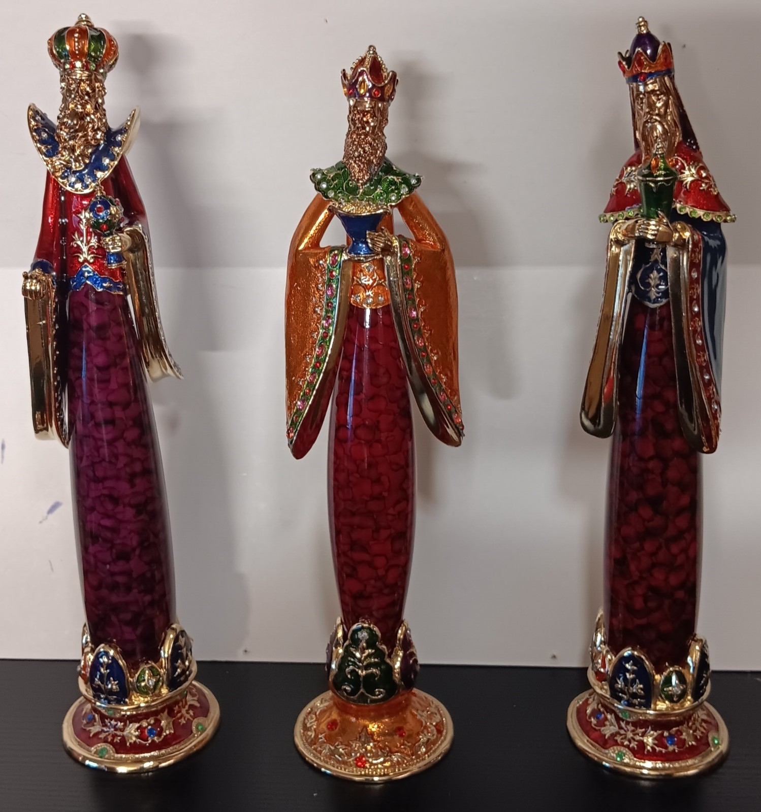 Brass and lacquered 3 wise men magi 13 inches tall stunning Magic Decoration Brass and lacquered 3 wise men magi 13 inches tall stunning Magic Decoration