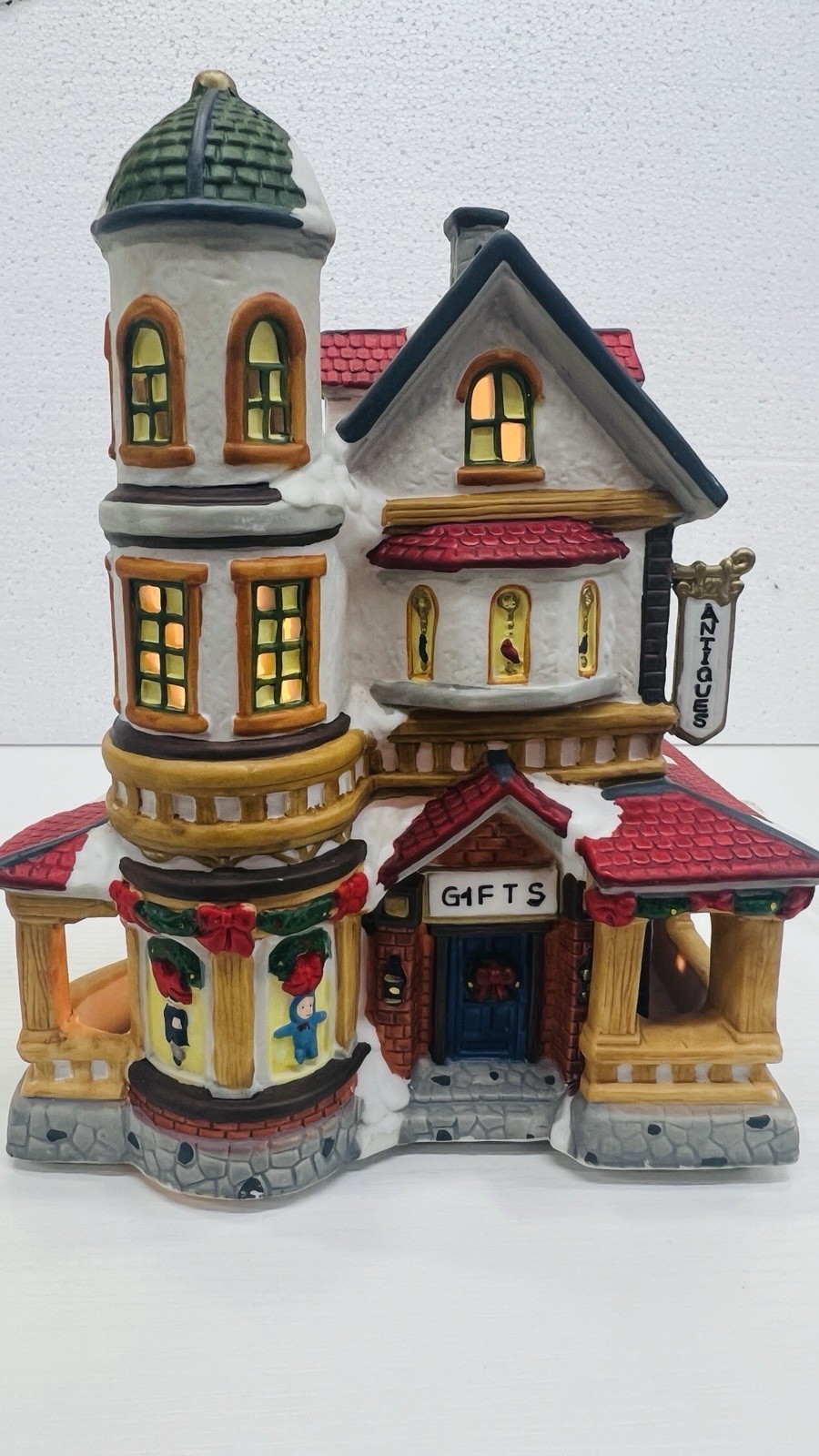 Copperfield Keepsake “Gifts & Antiques” Porcelain Lighted House Excellent Copperfield Keepsake “Gifts & Antiques” Porcelain Lighted House Excellent