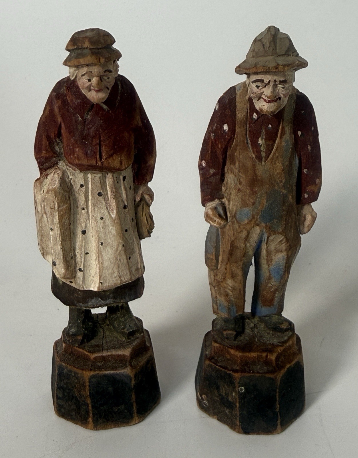 Vintage Scandinavian Style Carved Wood Grandma Grandpa Old Couple Folk Art Pair Vintage Scandinavian Style Carved Wood Grandma Grandpa Old Couple Folk Art Pair